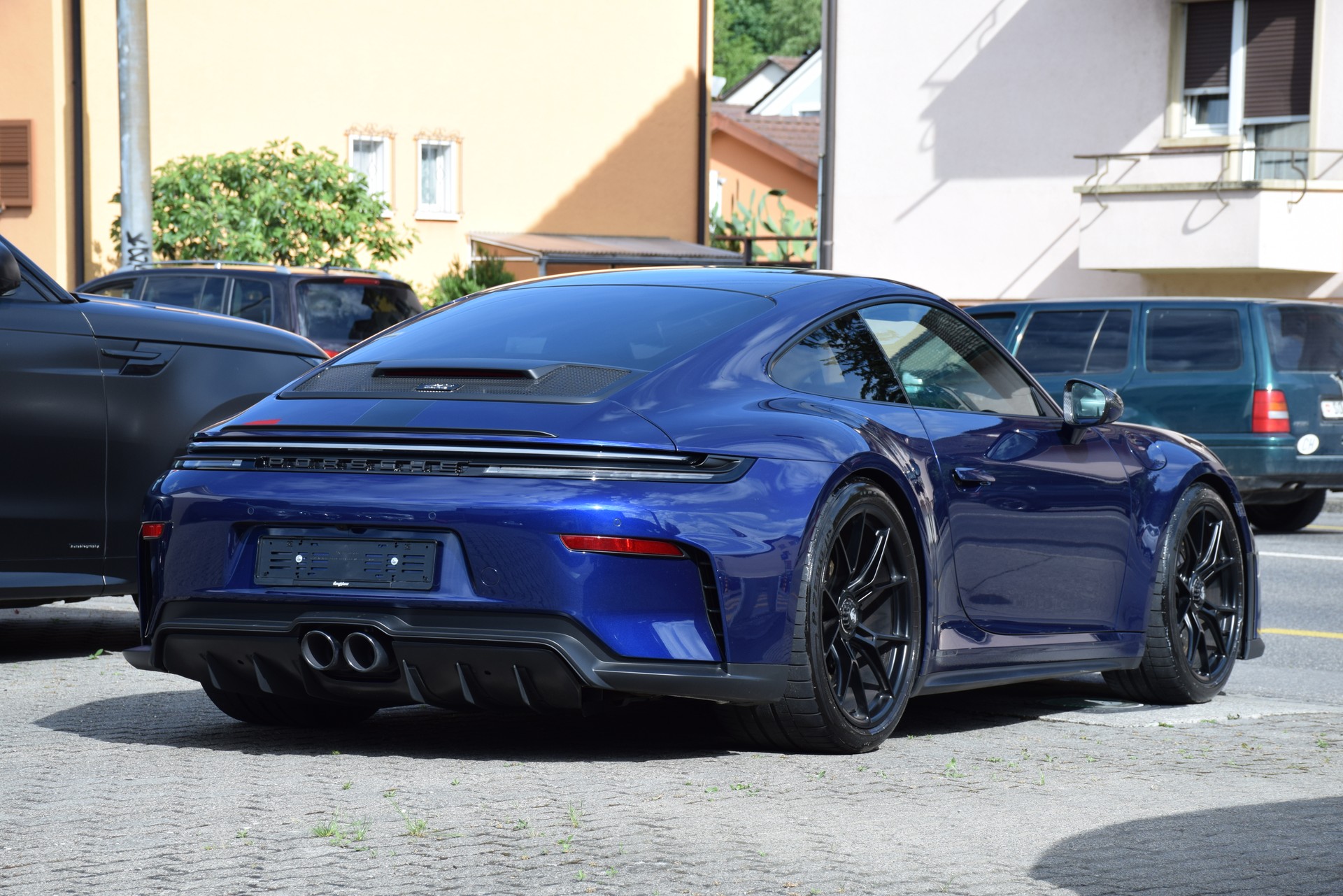 PORSCHE 911 GT3 Touring-image-10