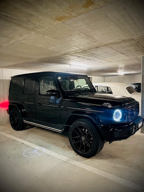 MERCEDES-BENZ G 350 d AMG Line-image-2