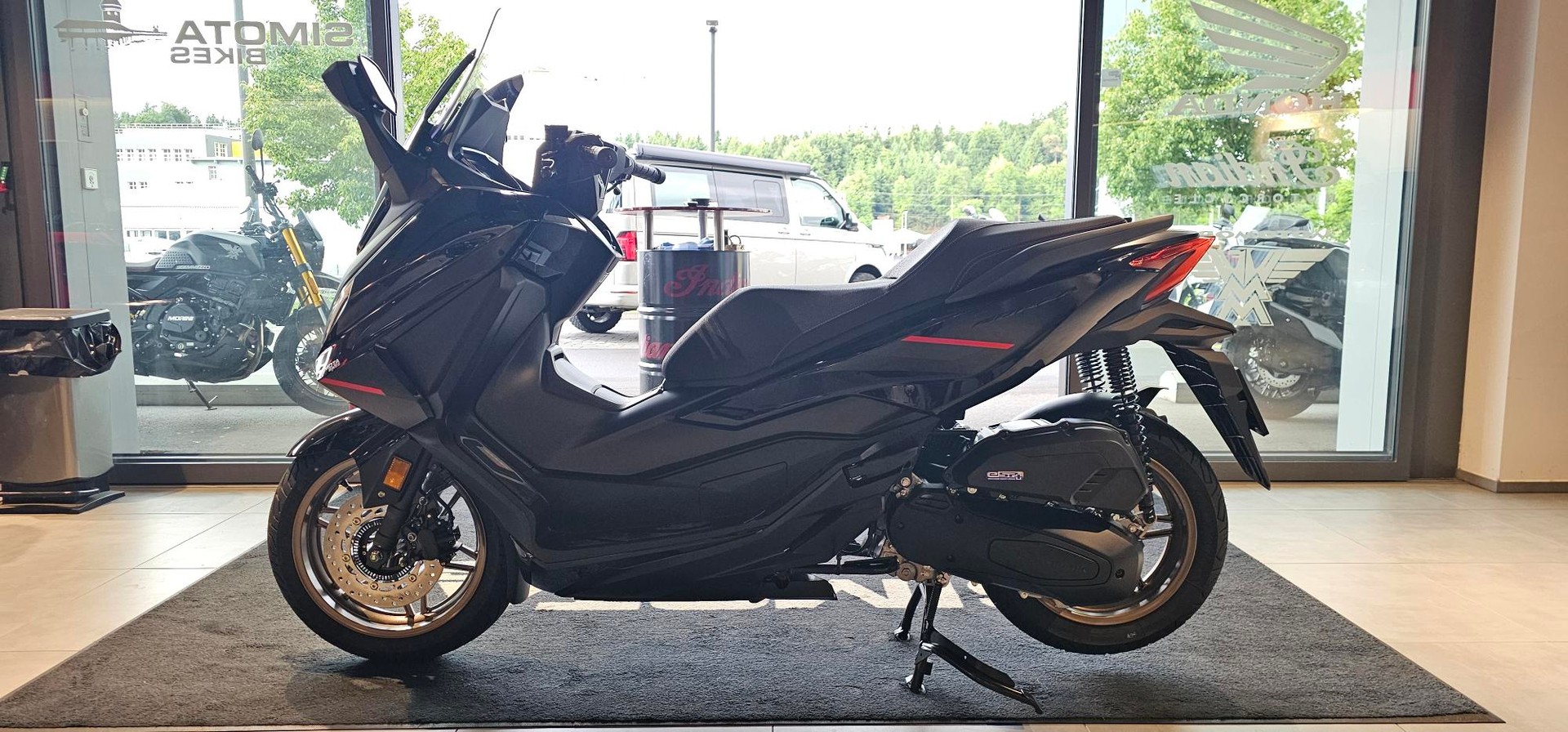 HONDA Nss 125 Forza Special Edition-image-1