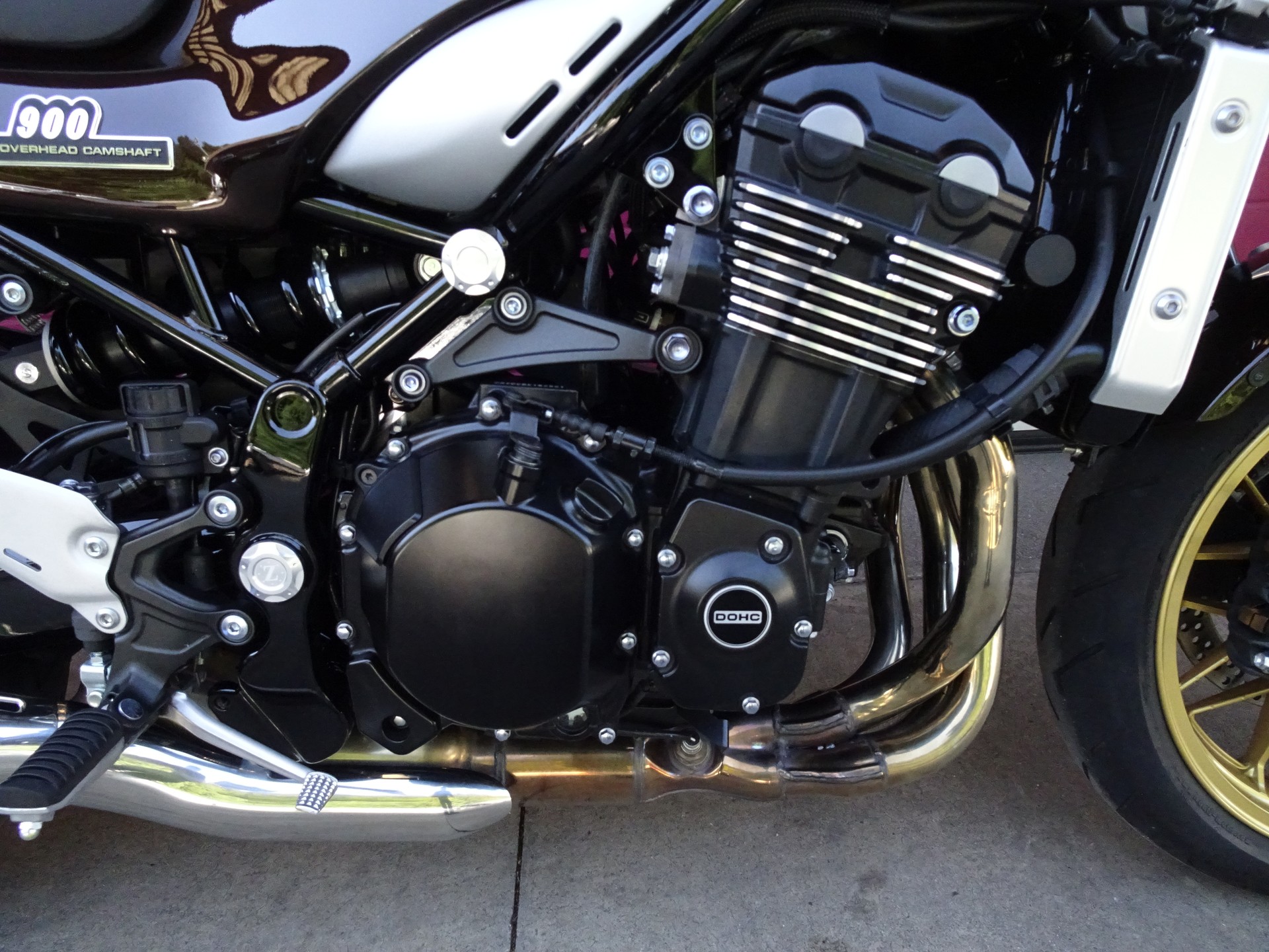 KAWASAKI Z 900 RS-image-9