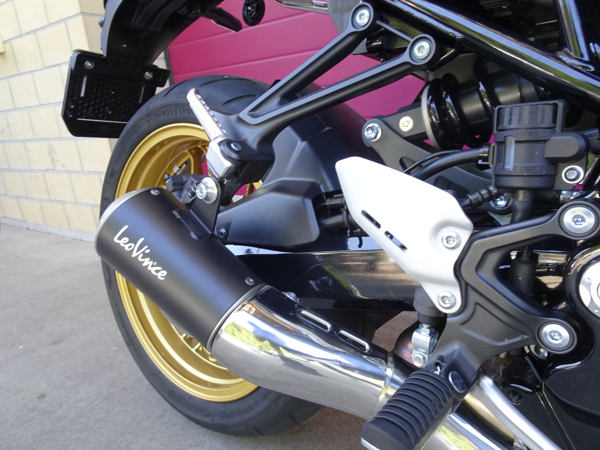KAWASAKI Z 900 RS-image-13