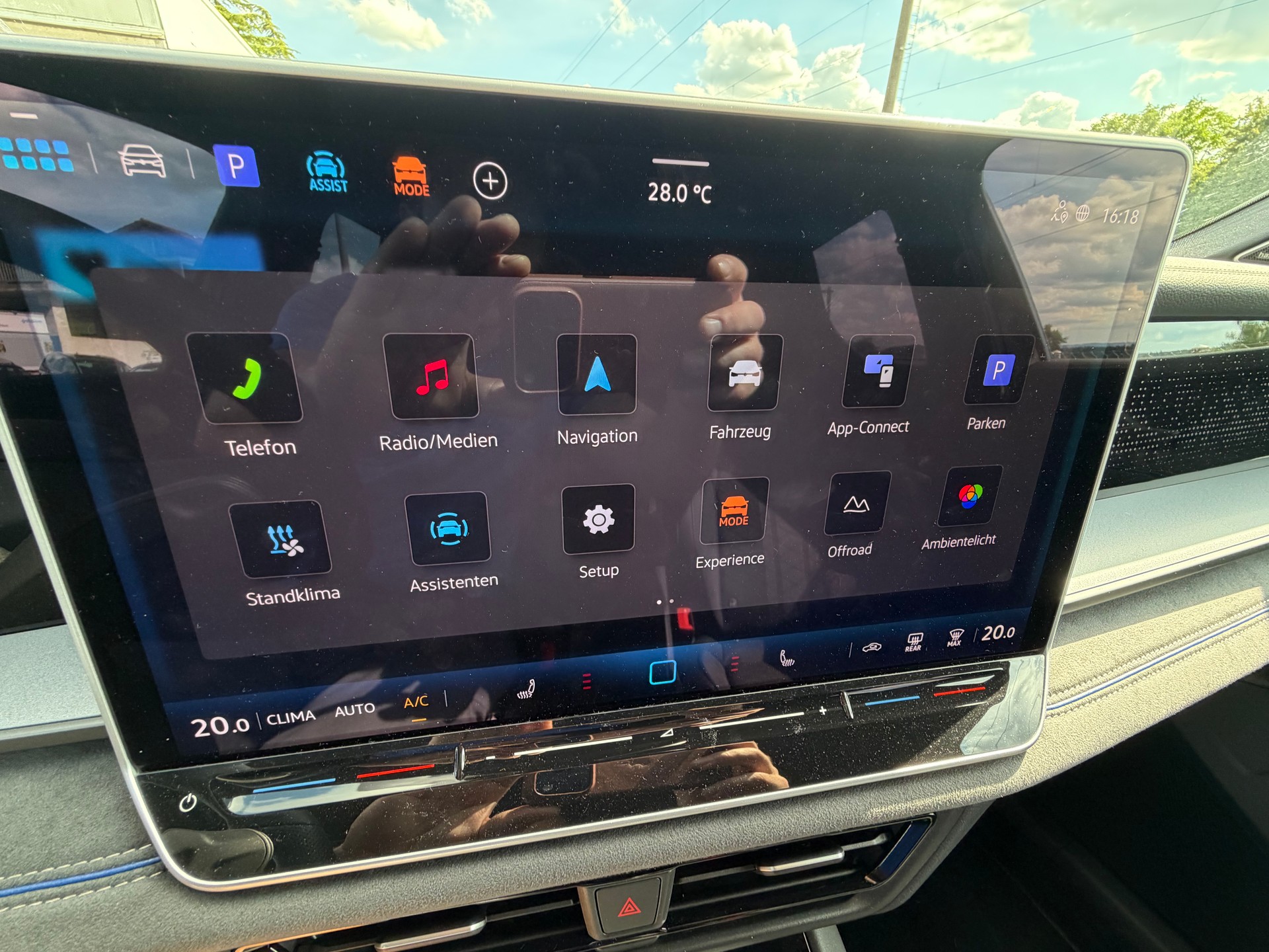VW Tayron 2.0 TSI R-Line Plus DSG 4Motion-image-7