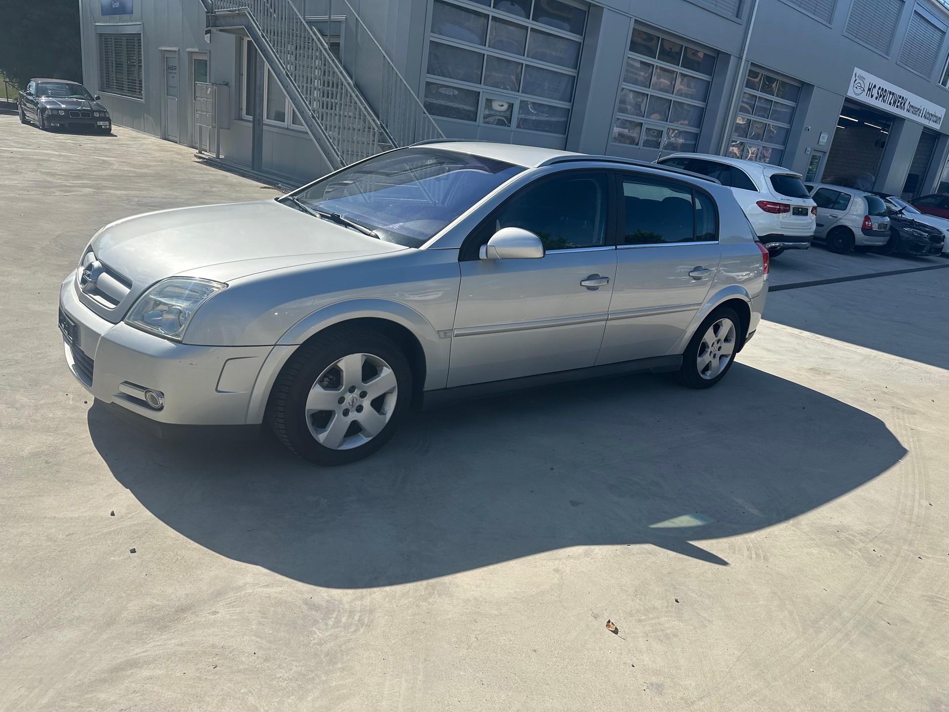 OPEL Signum 2.2 Elegance