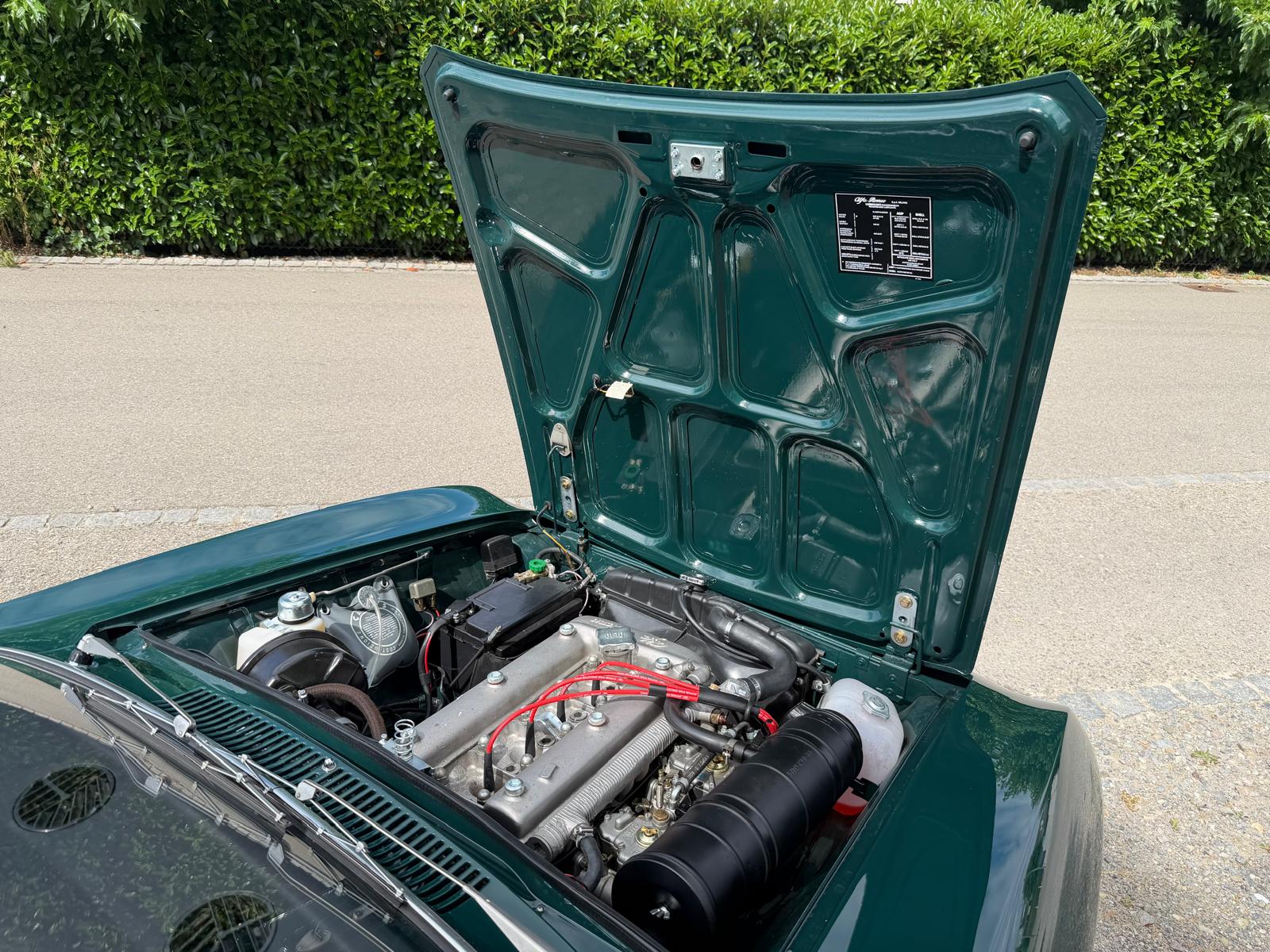 ALFA ROMEO 1750-image-11