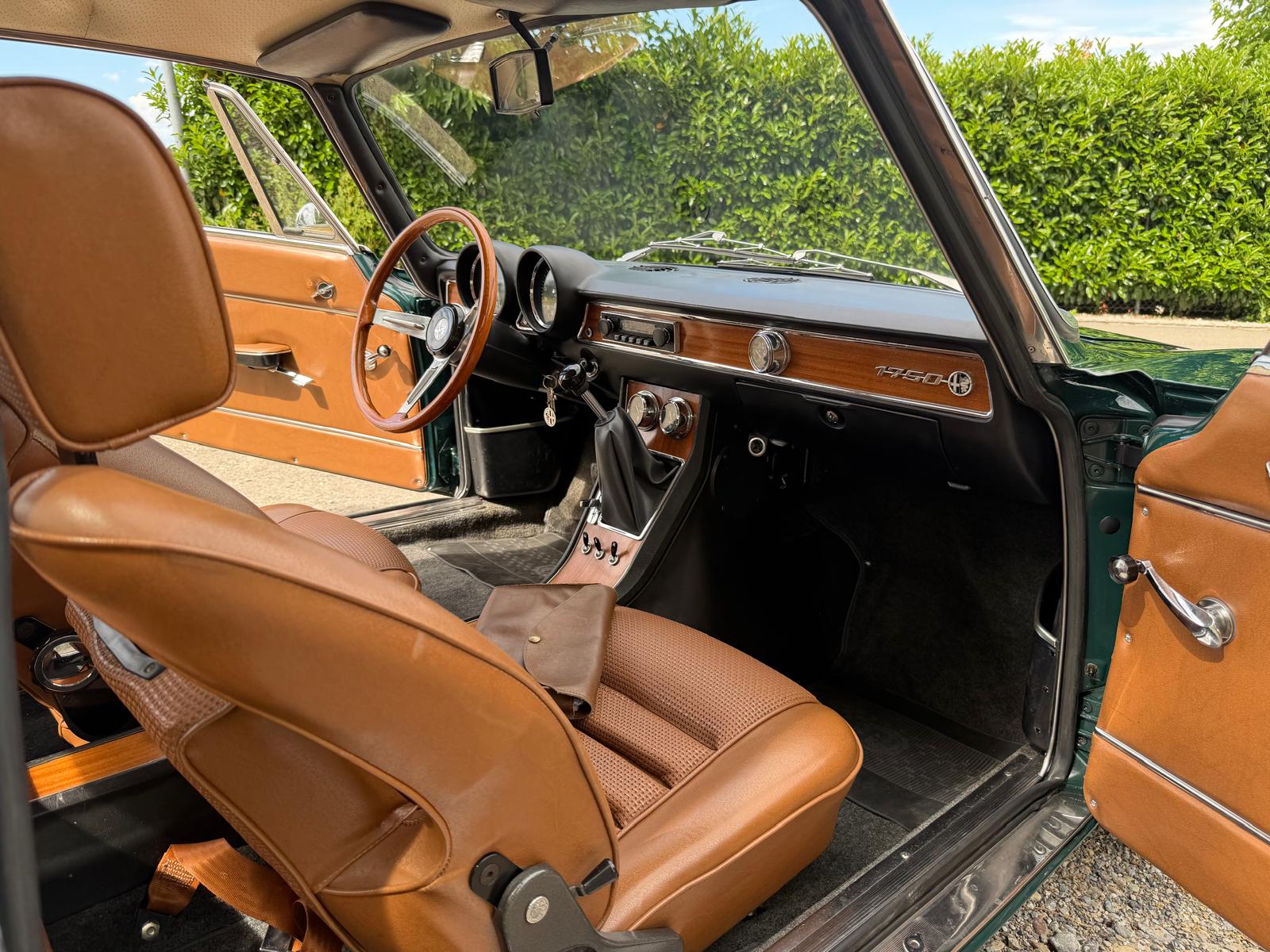ALFA ROMEO 1750-image-6