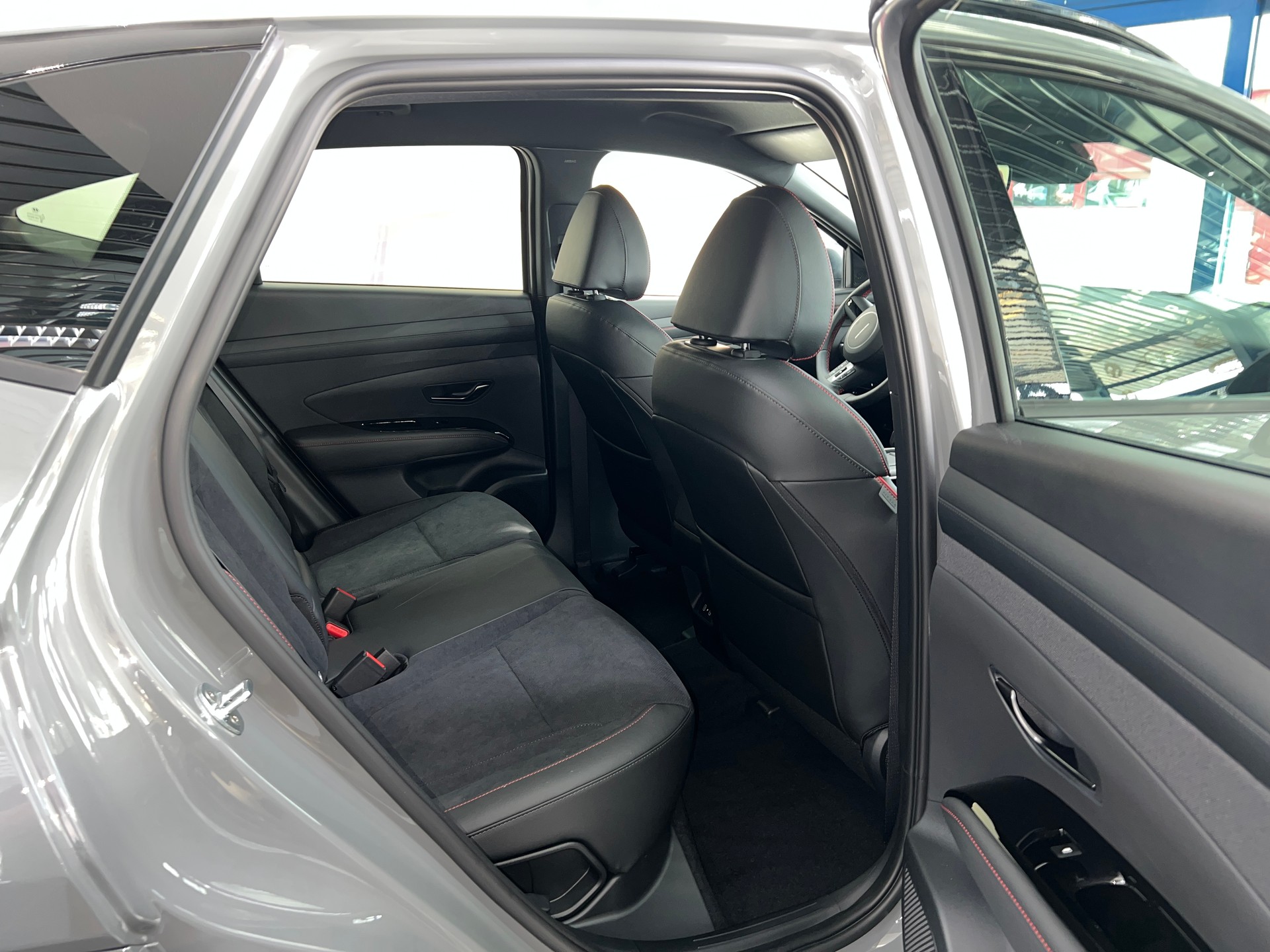 HYUNDAI Tucson 1.6 TGDI PHEV N-Line 4WD/ 5 Jahre Garantie-image-5