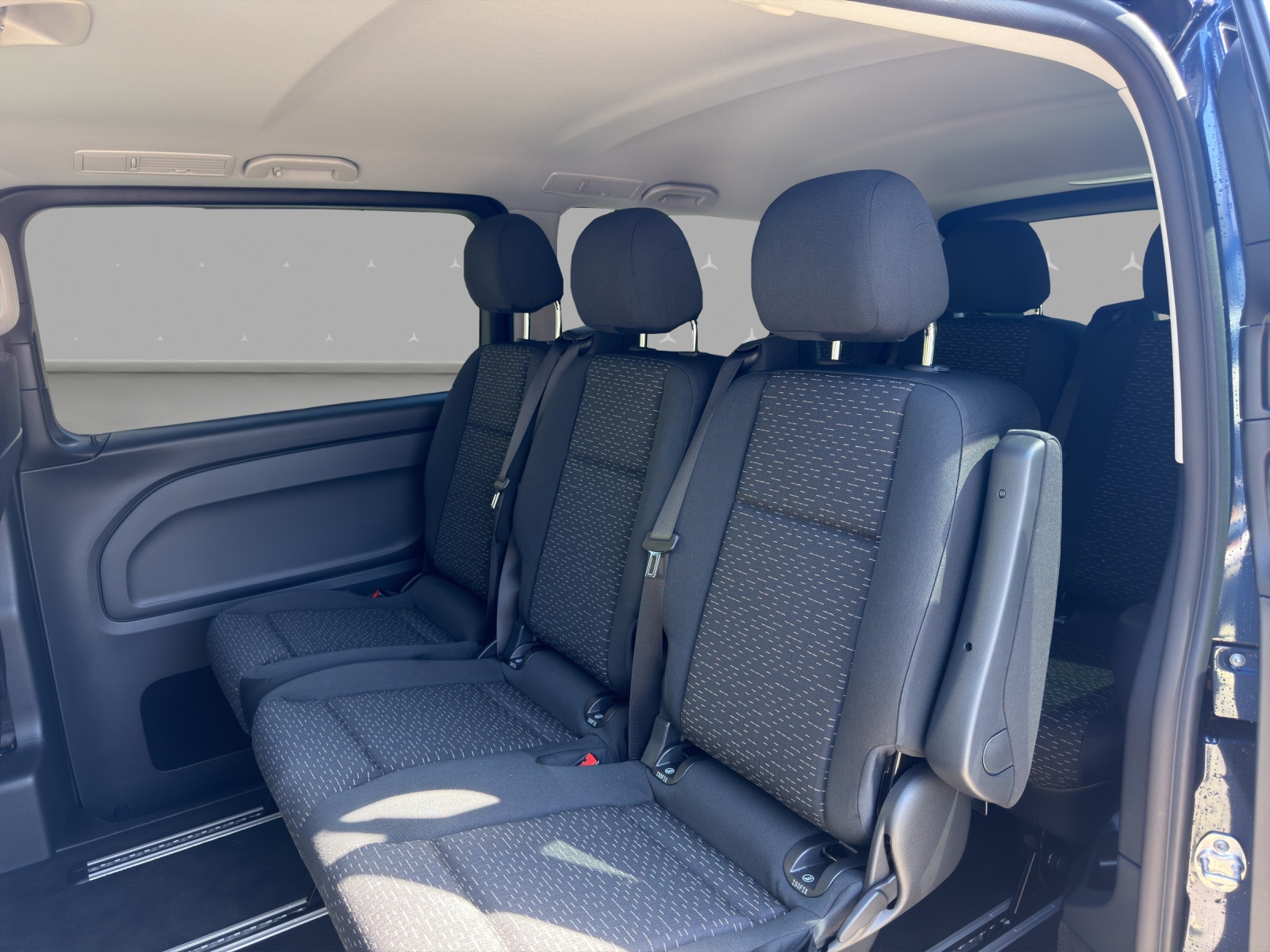 MERCEDES-BENZ Vito 116 CDI Lang Tourer 9G-Tronic 4M Select-image-13