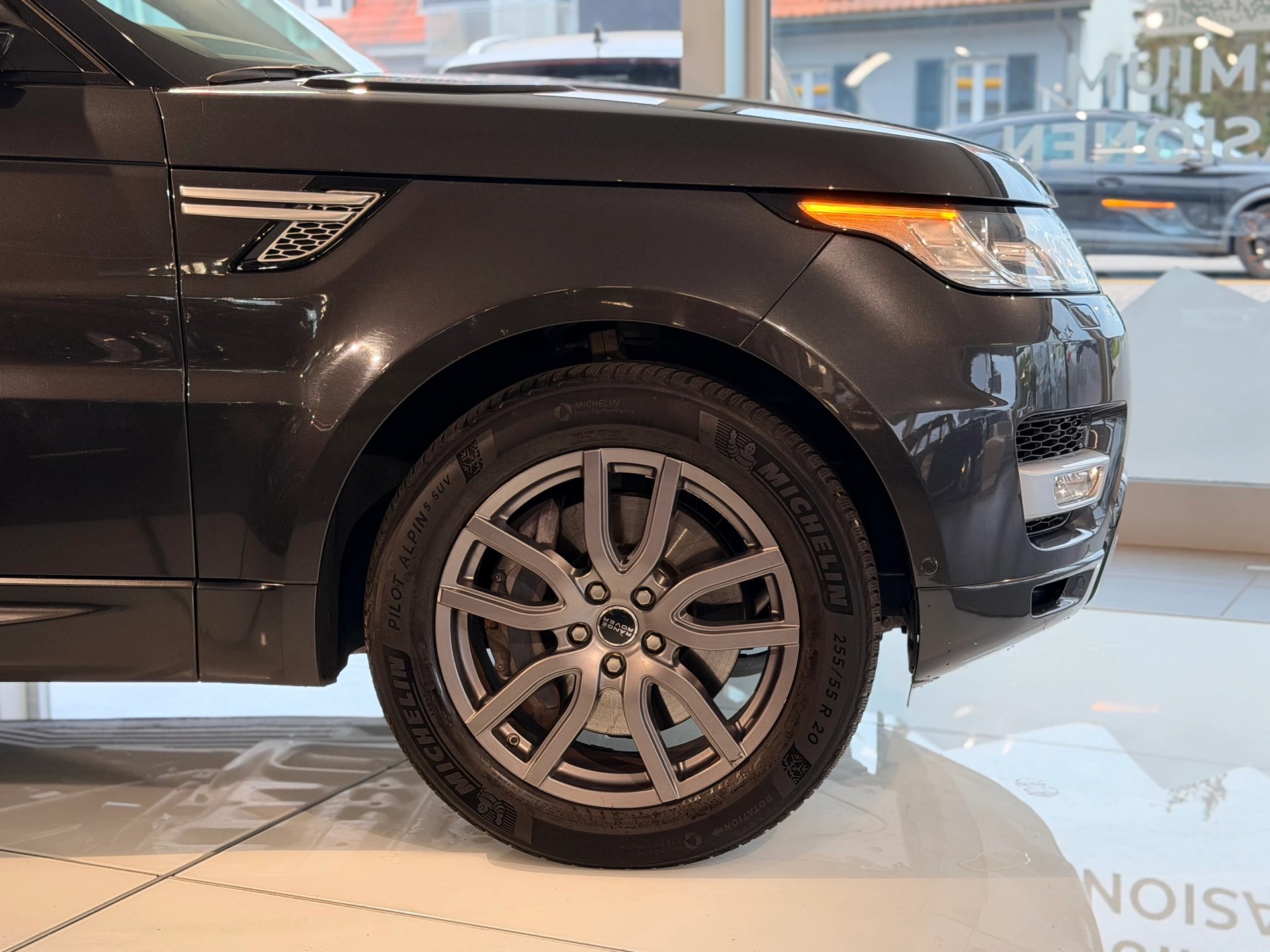LAND ROVER Range Rover Sport 3.0 SDV6 SE Automatic 7-Plätzer-showroom-element-3