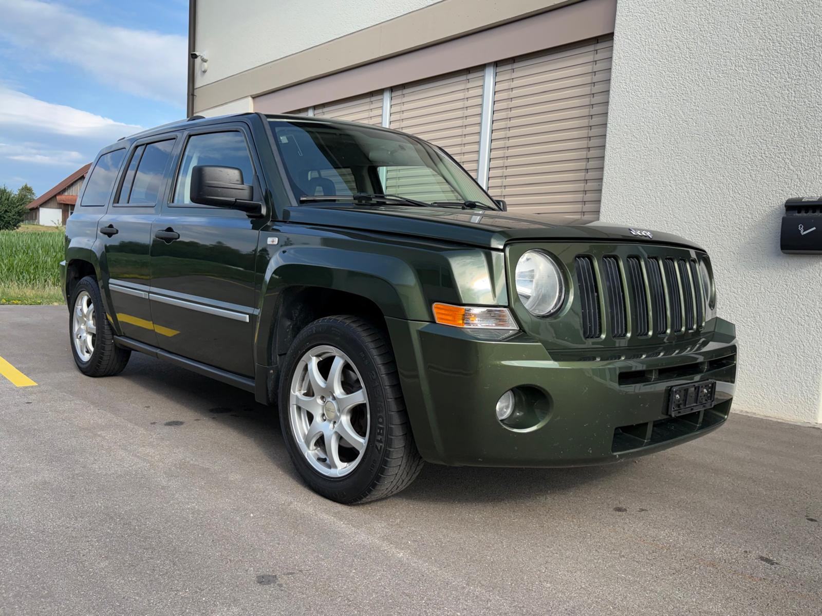 JEEP Patriot 2.4 Limited Leder AHK 8-Fach
