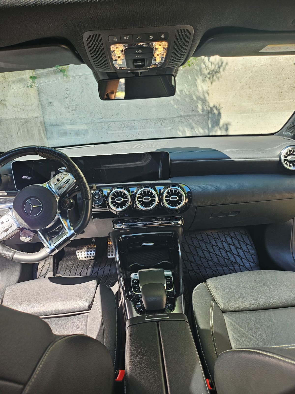MERCEDES-BENZ CLA 35 AMG 4matic-image-3