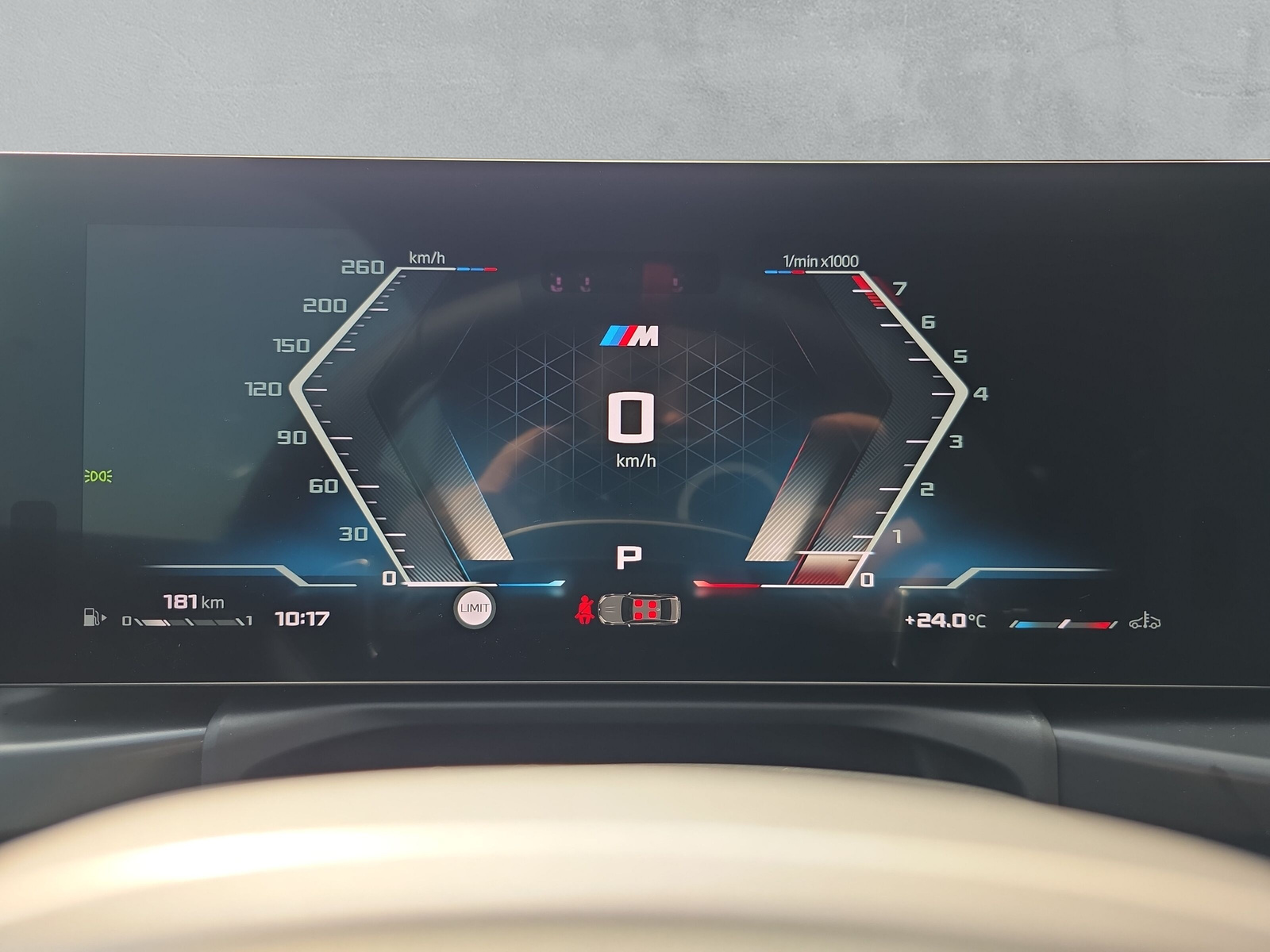 BMW M440i xDrive 48V Cabriolet Steptronic-image-23