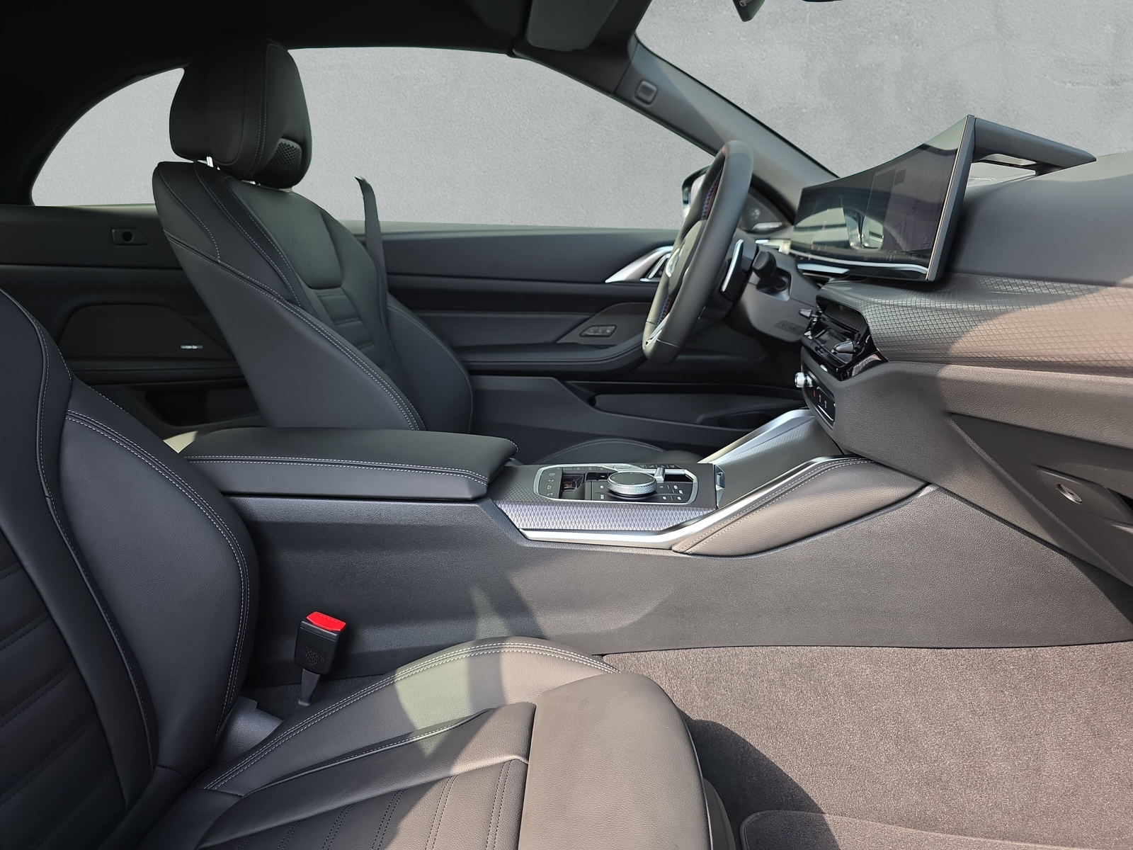 BMW M440i xDrive 48V Cabriolet Steptronic-image-13