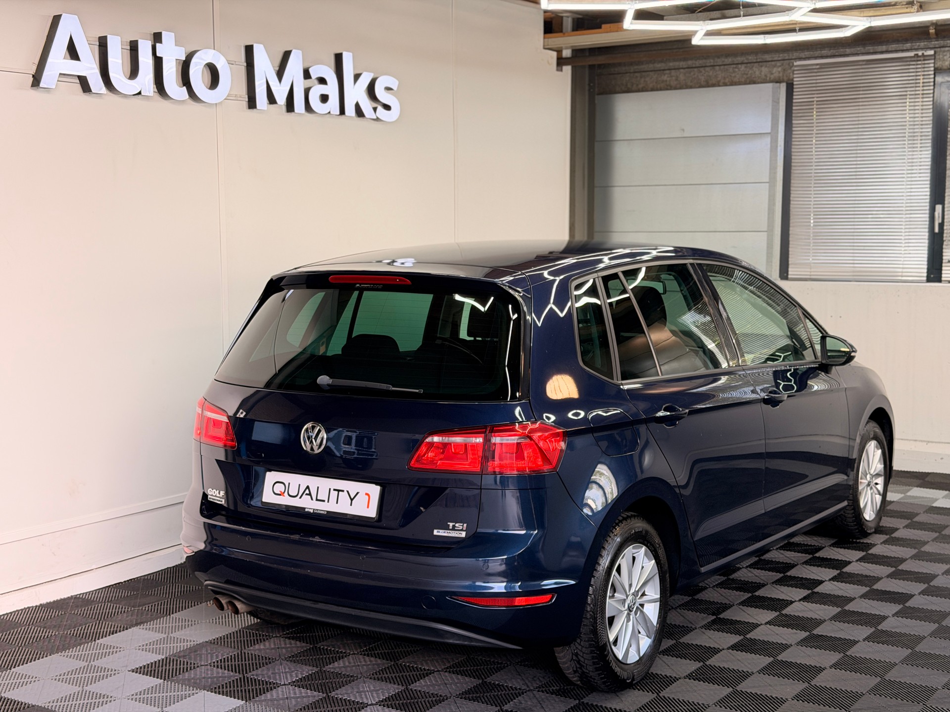 VW Golf Sportsvan 1.4 TSI Lounge DSG-showroom-element-1