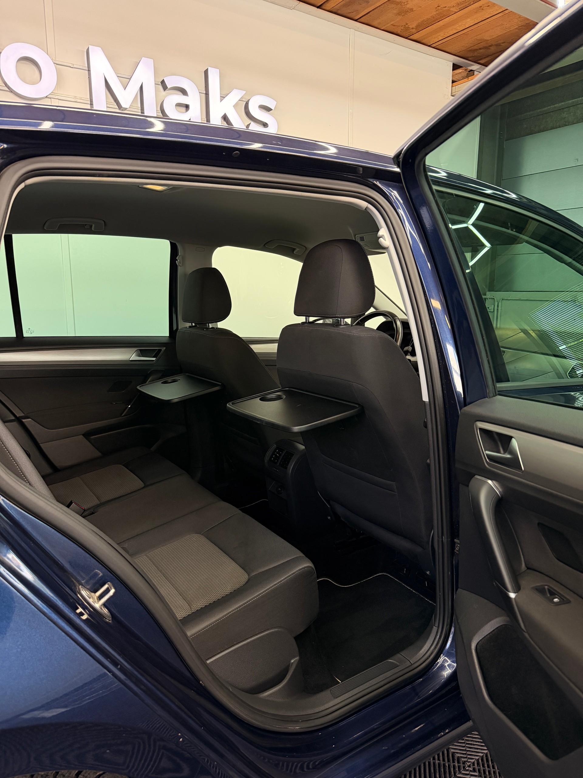 VW Golf Sportsvan 1.4 TSI Lounge DSG-image-5