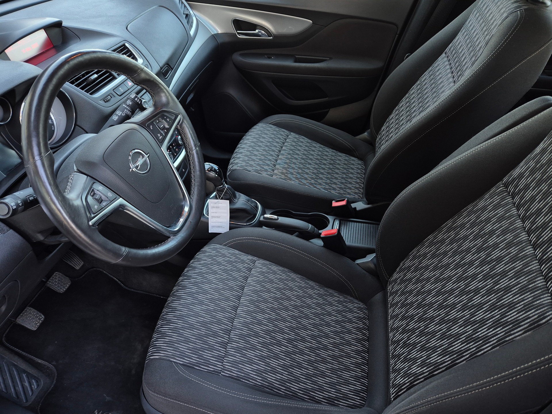 OPEL Mokka 1.4i 16V Turbo Drive 4WD-image-9