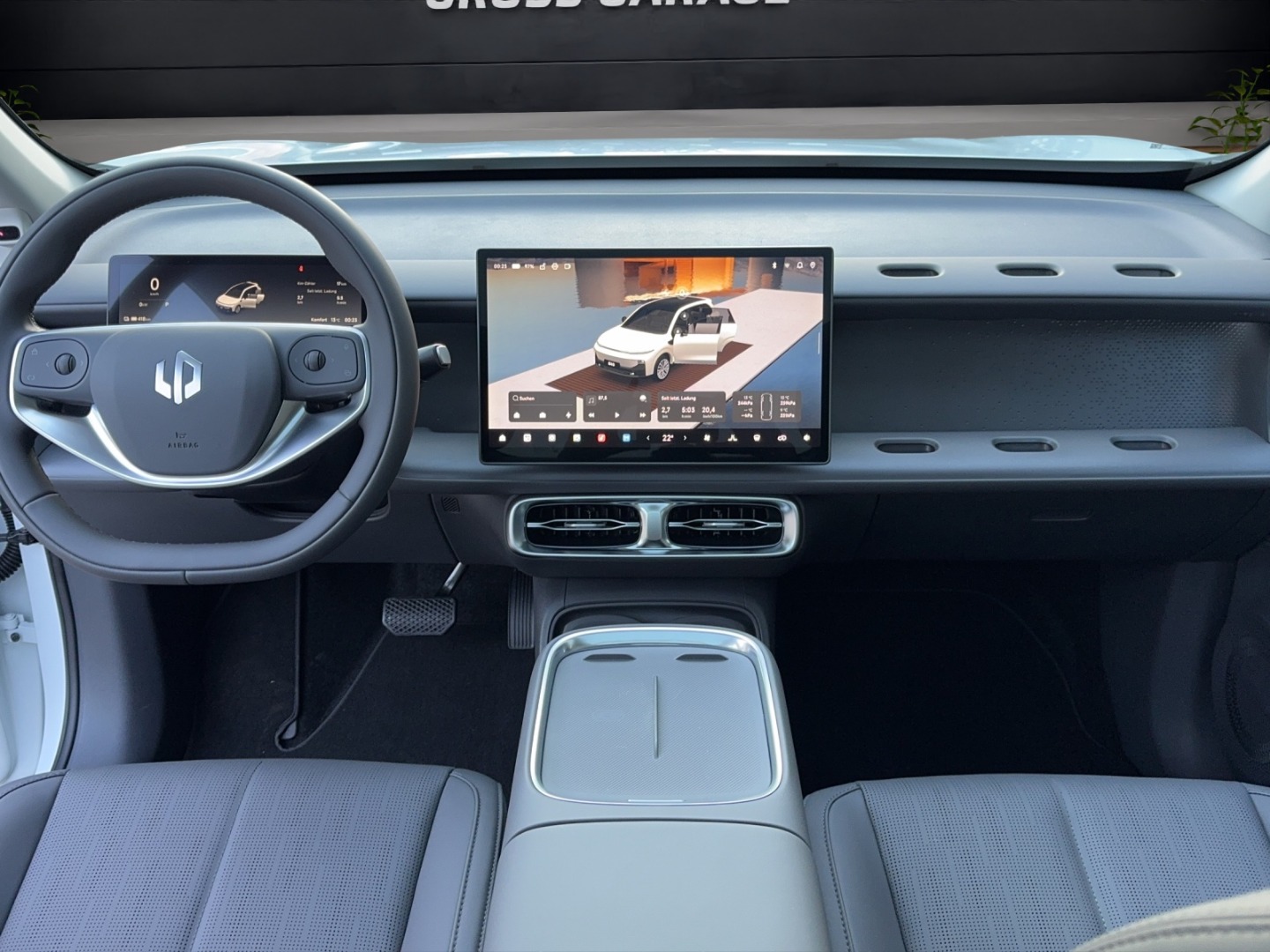 LEAPMOTOR B10 1.5 Hybrid EV-image-6