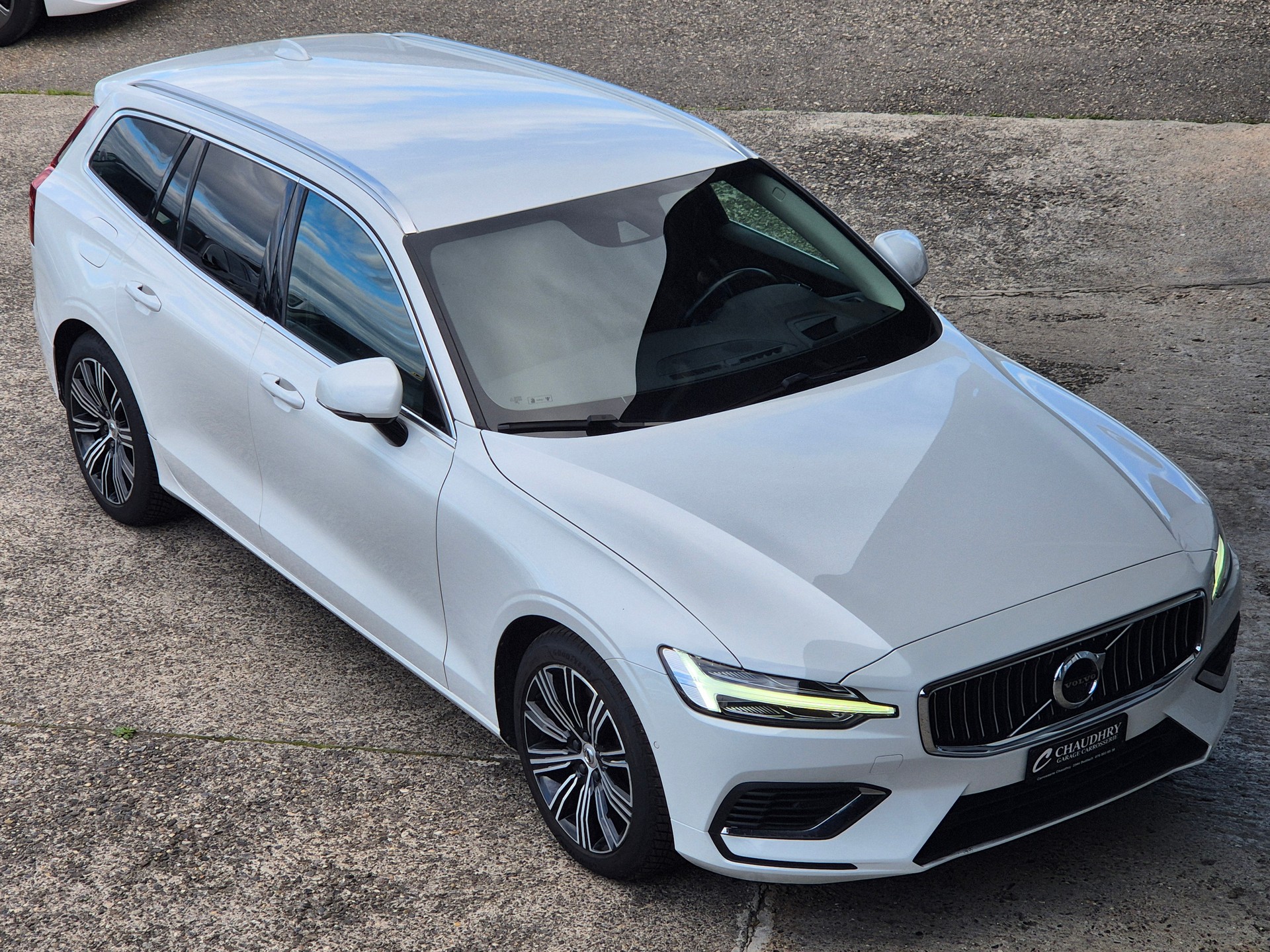 VOLVO V60 T6 eAWD Twin Engine Inscription Geartronic-showroom-element-2
