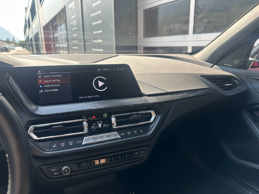 BMW M135i xDrive - (CH)-image-12