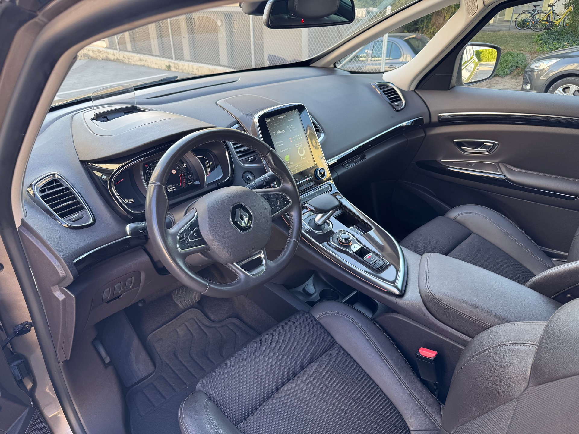 RENAULT Espace 1.6 dCi Initiale Paris EDC-image-8