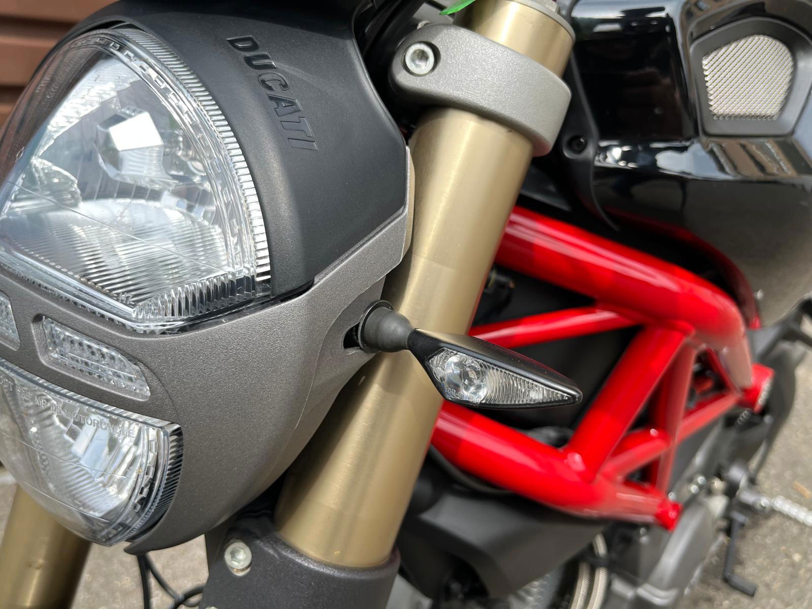 DUCATI Monster 1100 EVO ABS-image-4
