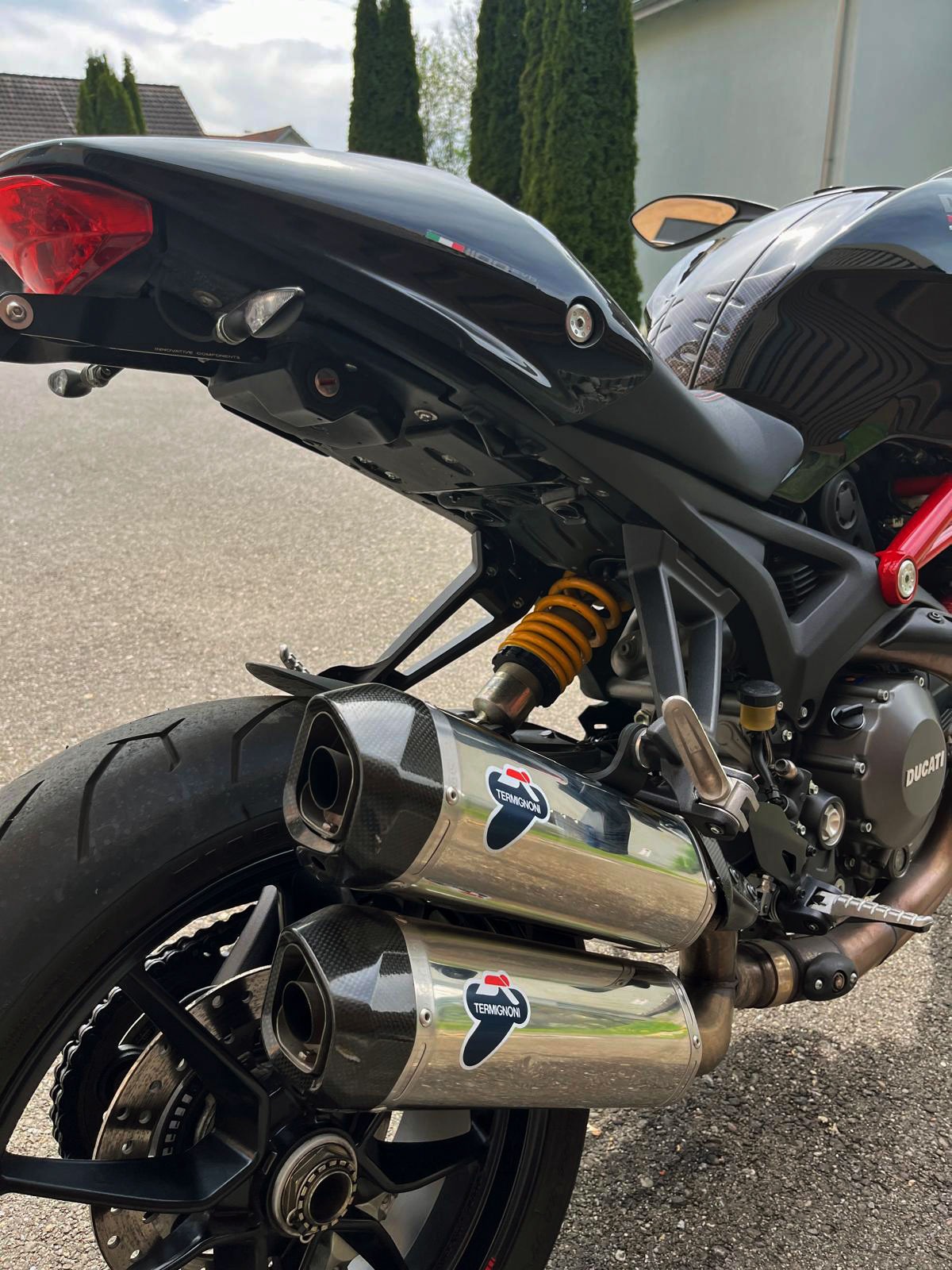 DUCATI Monster 1100 EVO ABS-image-7