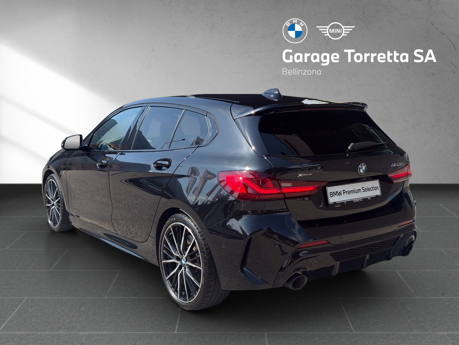BMW M135i xDrive M Sport Pro Steptronic-showroom-element-2