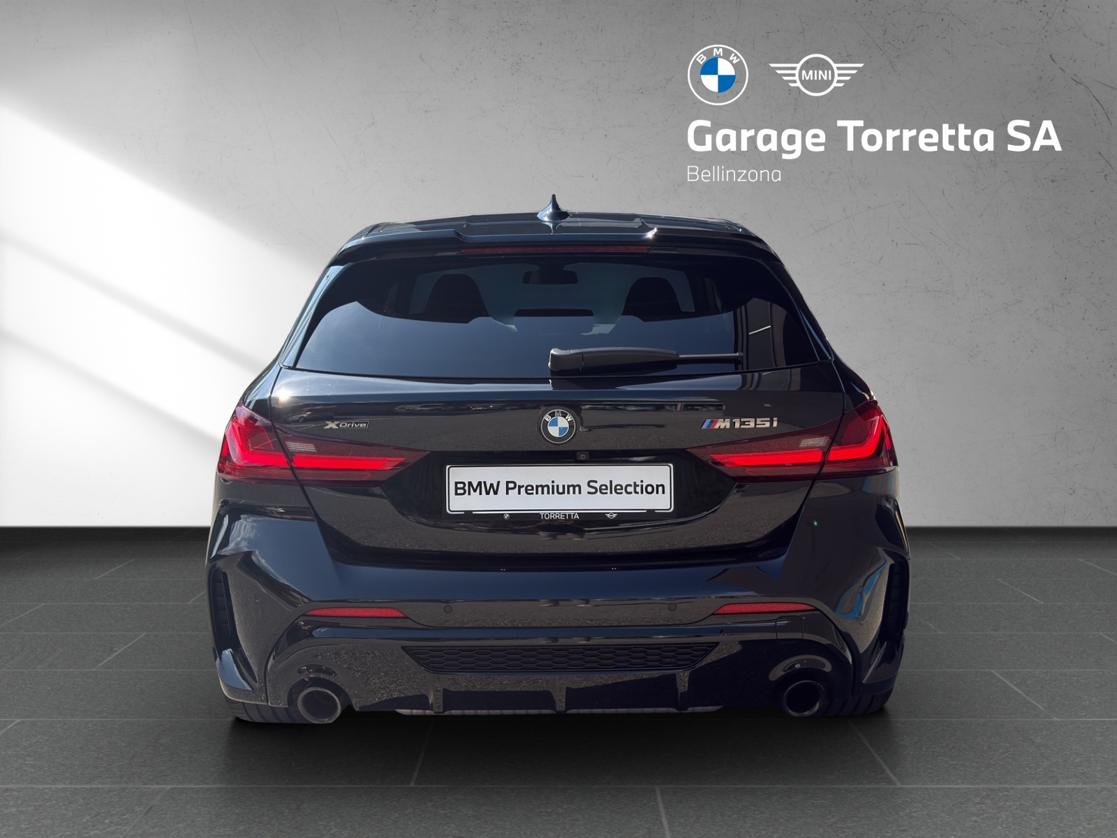 BMW M135i xDrive M Sport Pro Steptronic-showroom-element-3