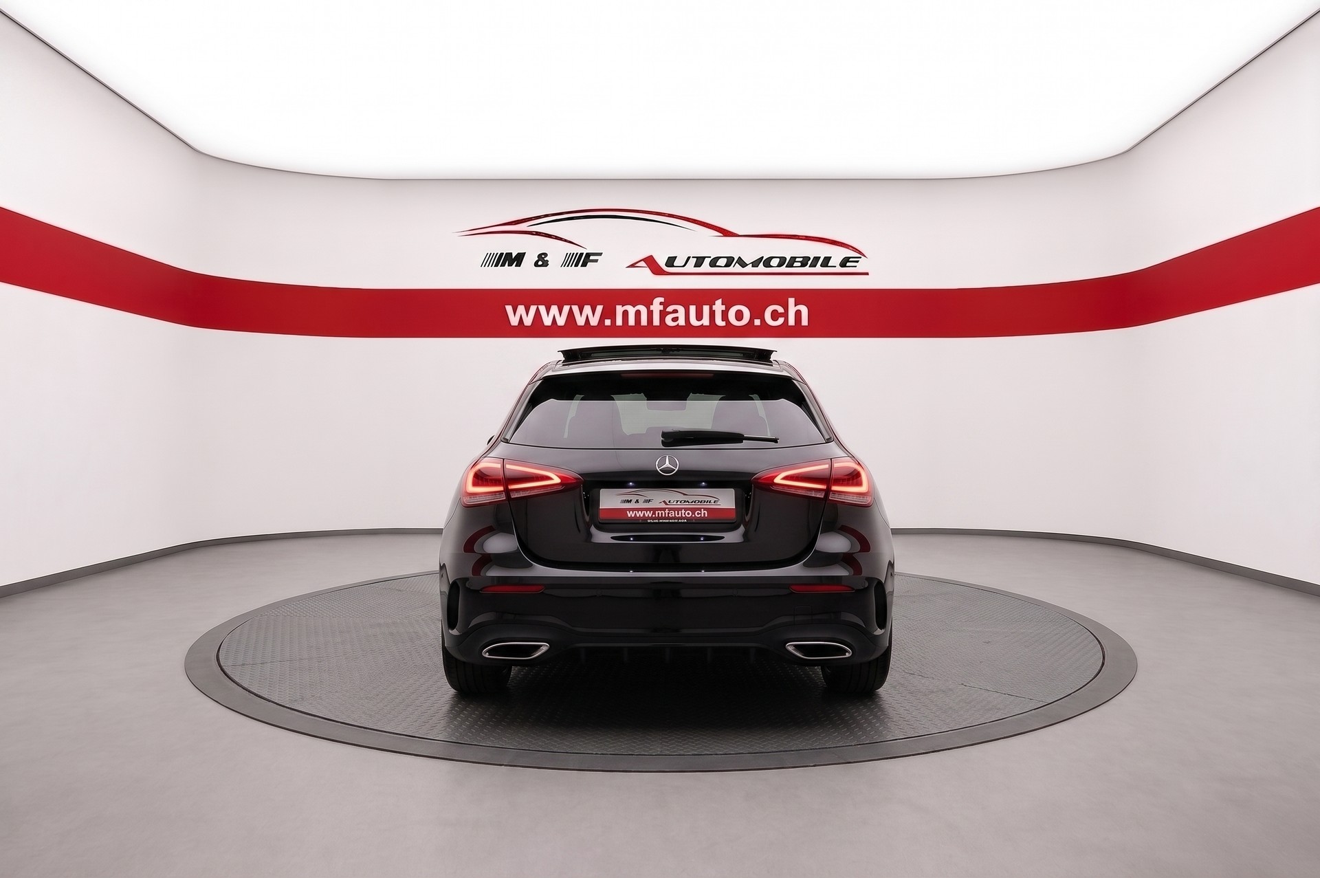 MERCEDES-BENZ A 180 Night Star AMG Line-image-4
