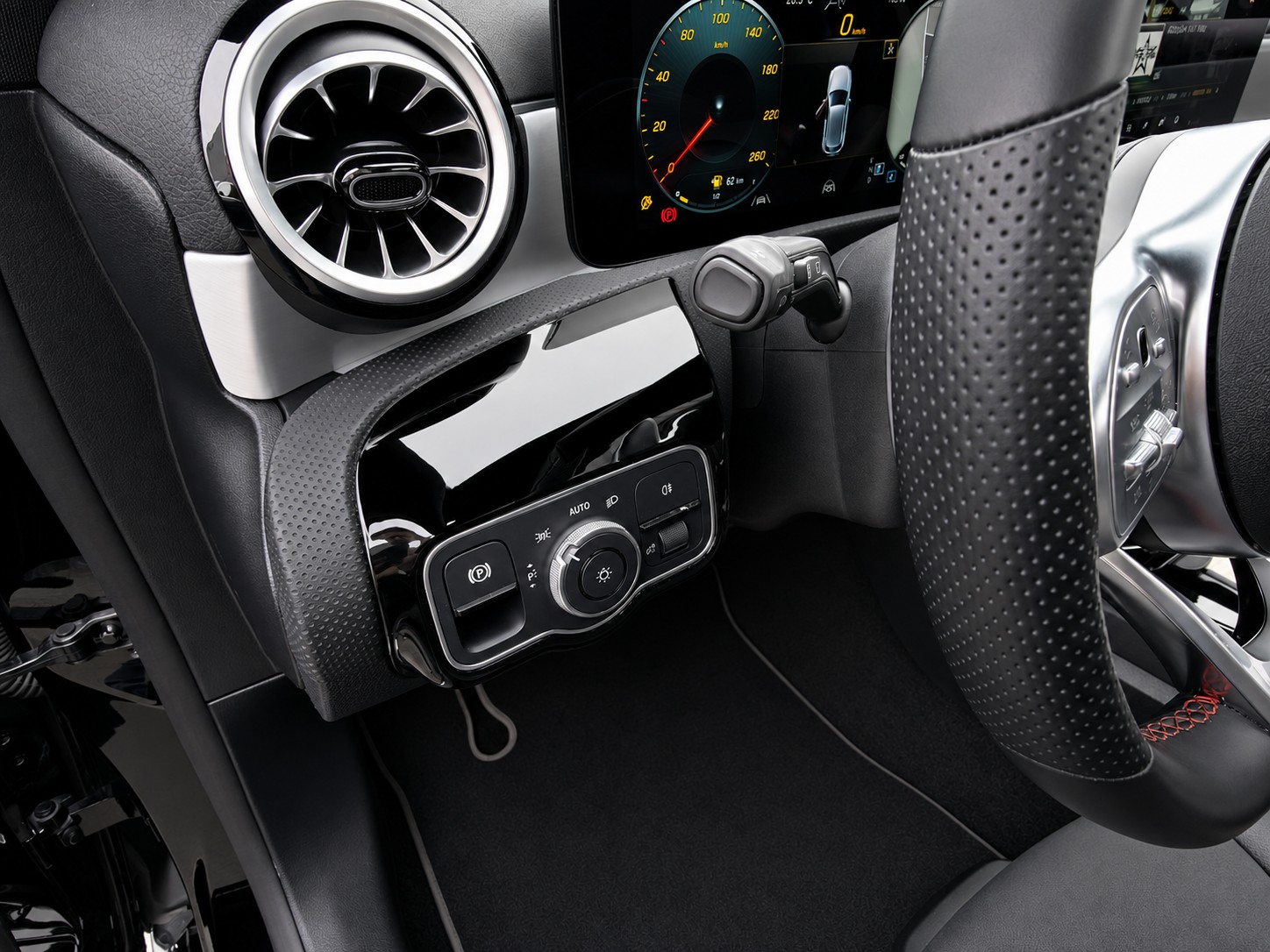 MERCEDES-BENZ A 180 Night Star AMG Line * Premium Plus * Panorama-Schiebedach * Panorama * 360°Kamera* CH FAHRZEUG-image-26
