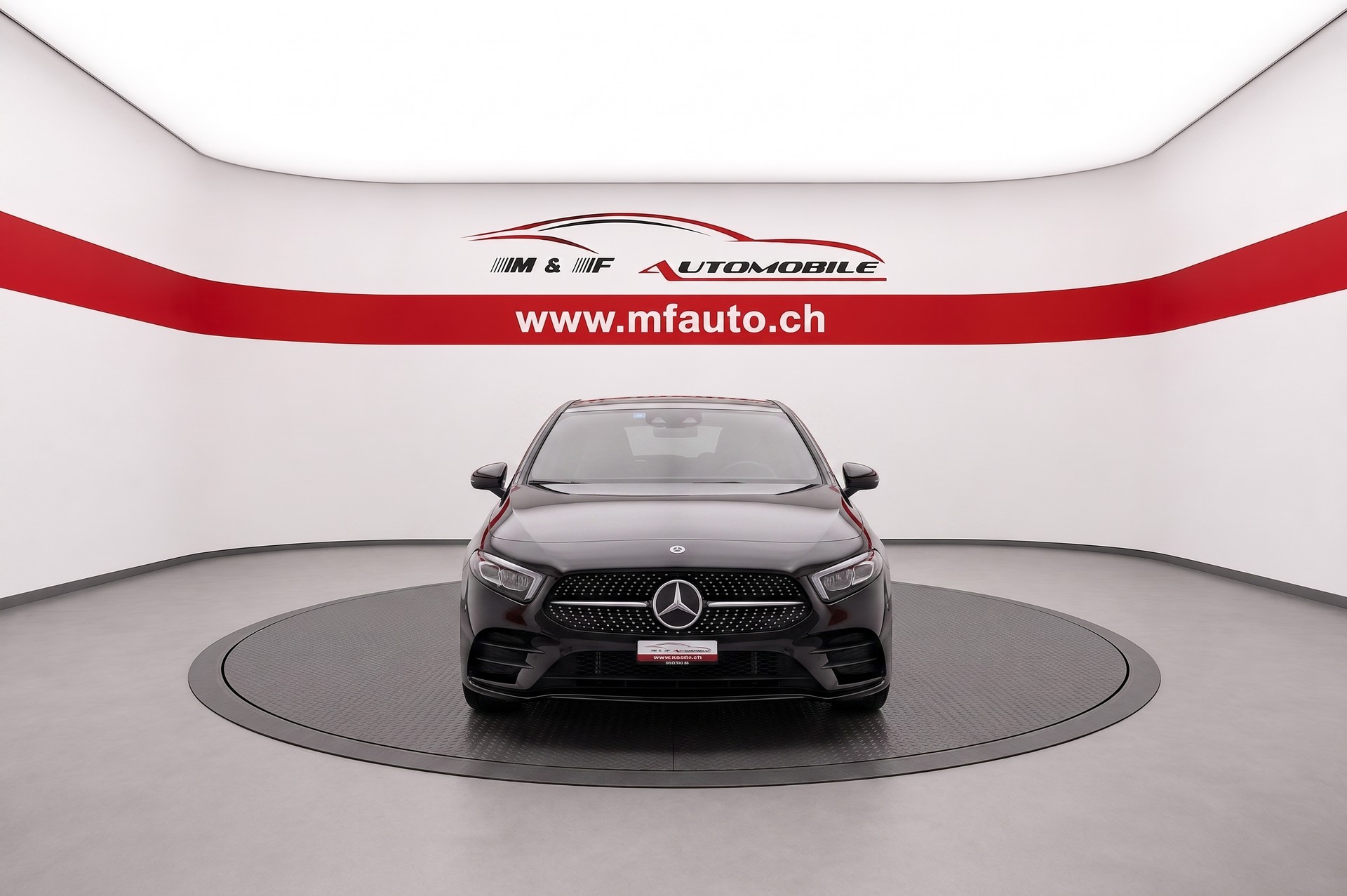 MERCEDES-BENZ A 180 Night Star AMG Line-showroom-element-1