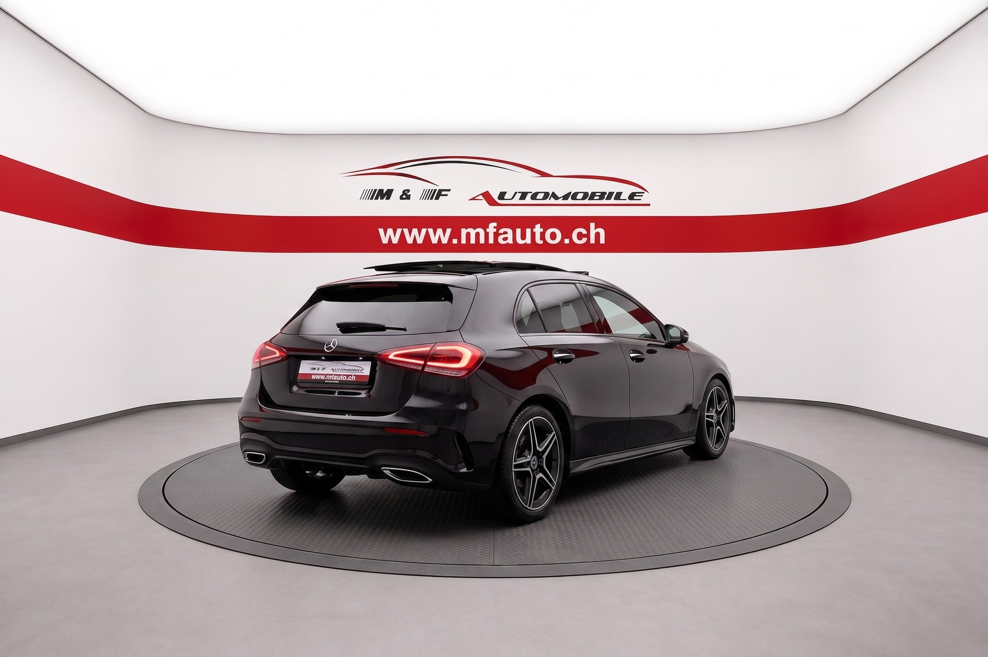 MERCEDES-BENZ A 180 Night Star AMG Line-image-5