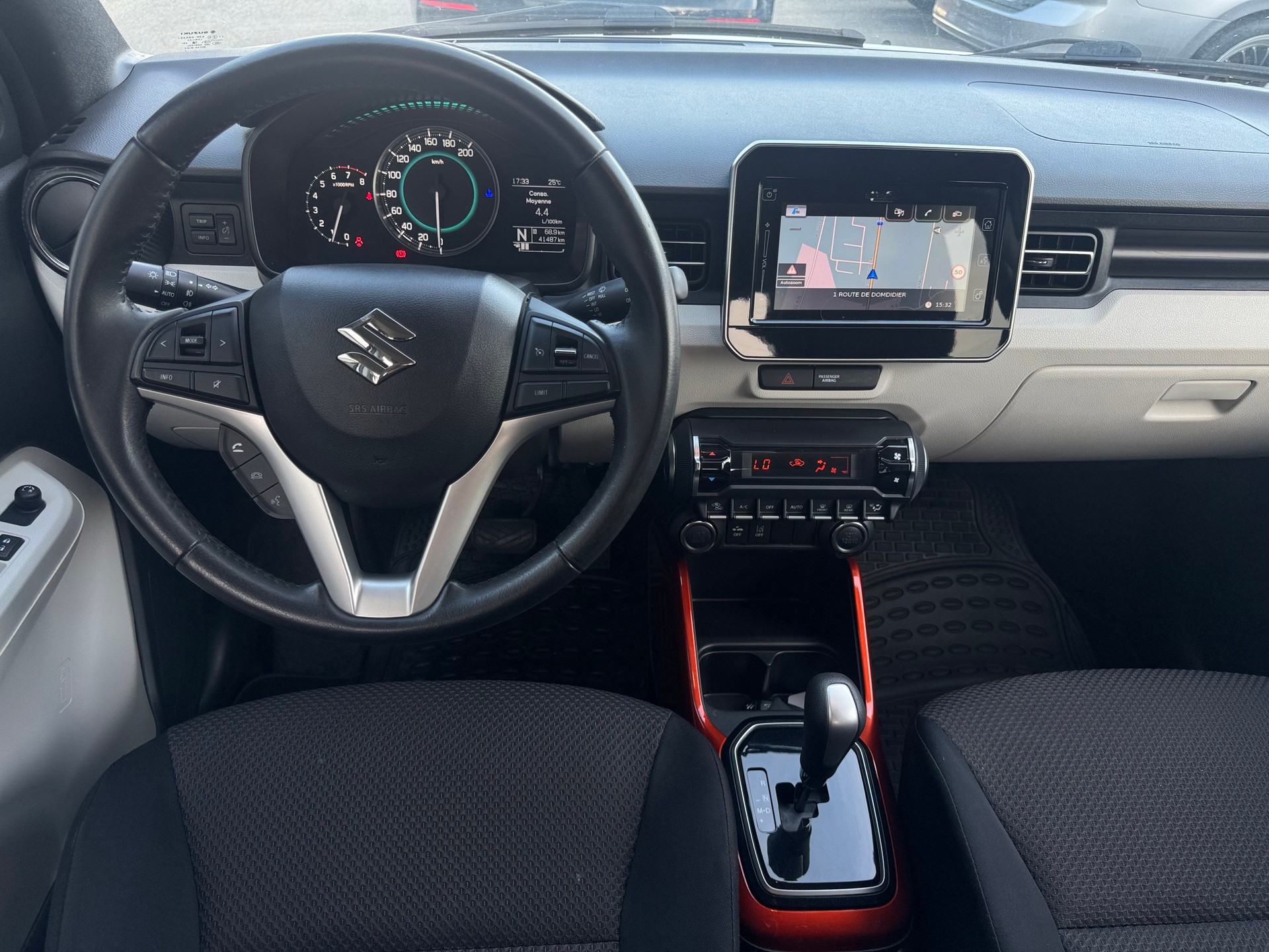 SUZUKI Ignis 1.2i Compact+ AGS-showroom-element-2