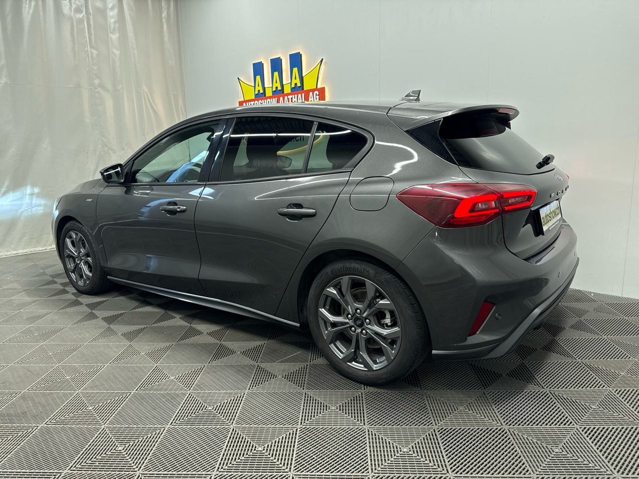 FORD Focus 1.0 MHEV ST-Line Automat-showroom-element-1