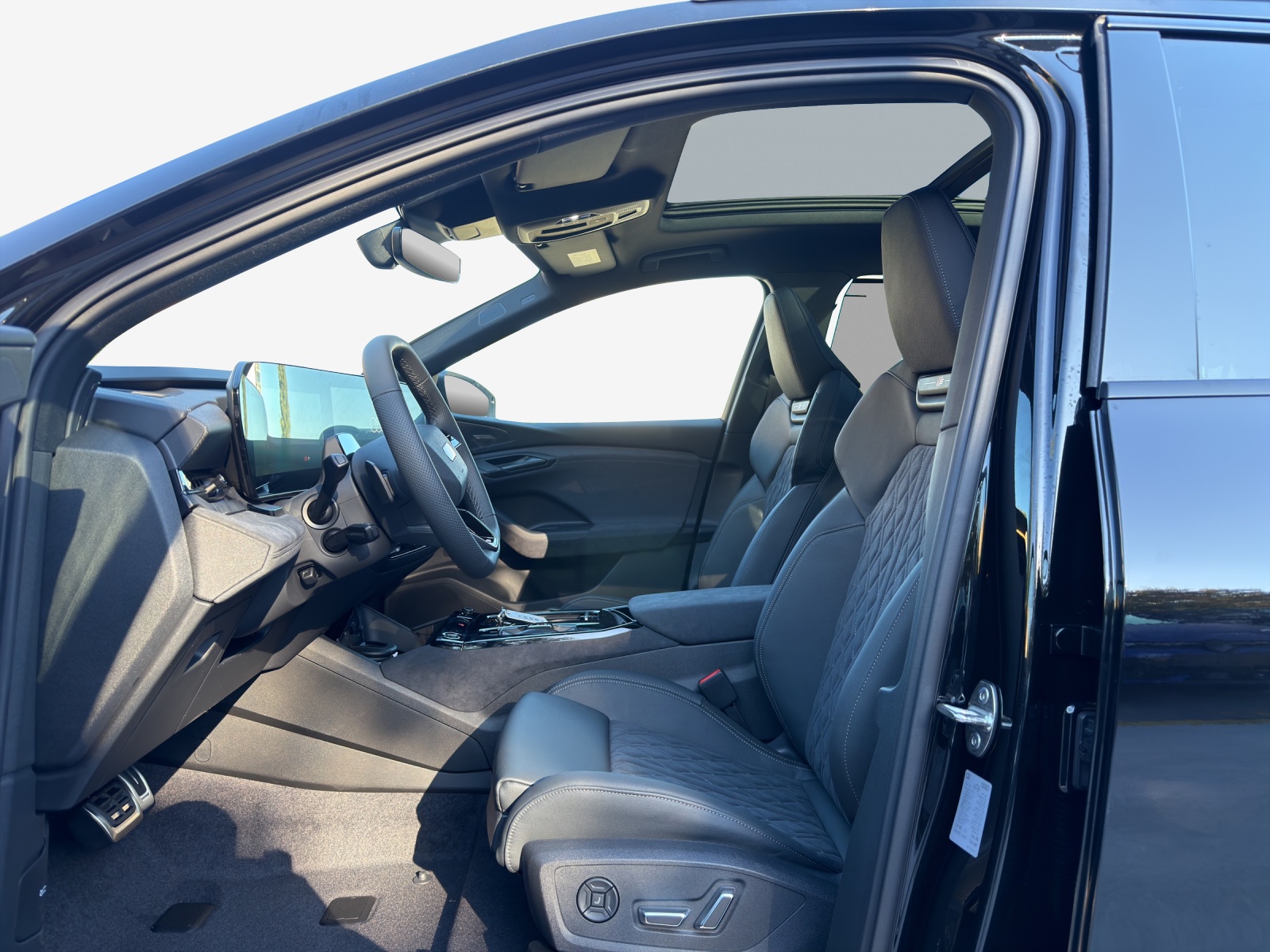 AUDI Q6 e-tron quattro-image-7