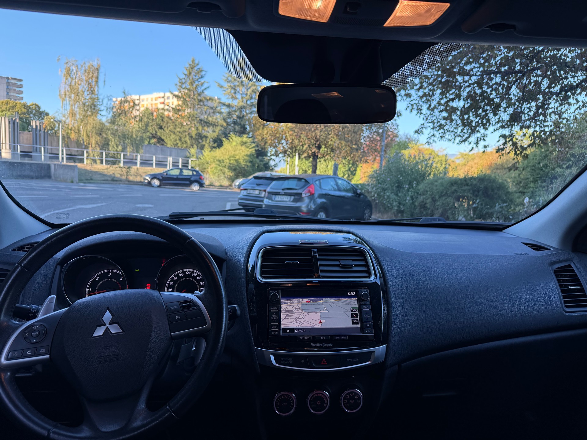 MITSUBISHI ASX 2.2 DID Celebration 300K Leder 4WD Automatic-image-11