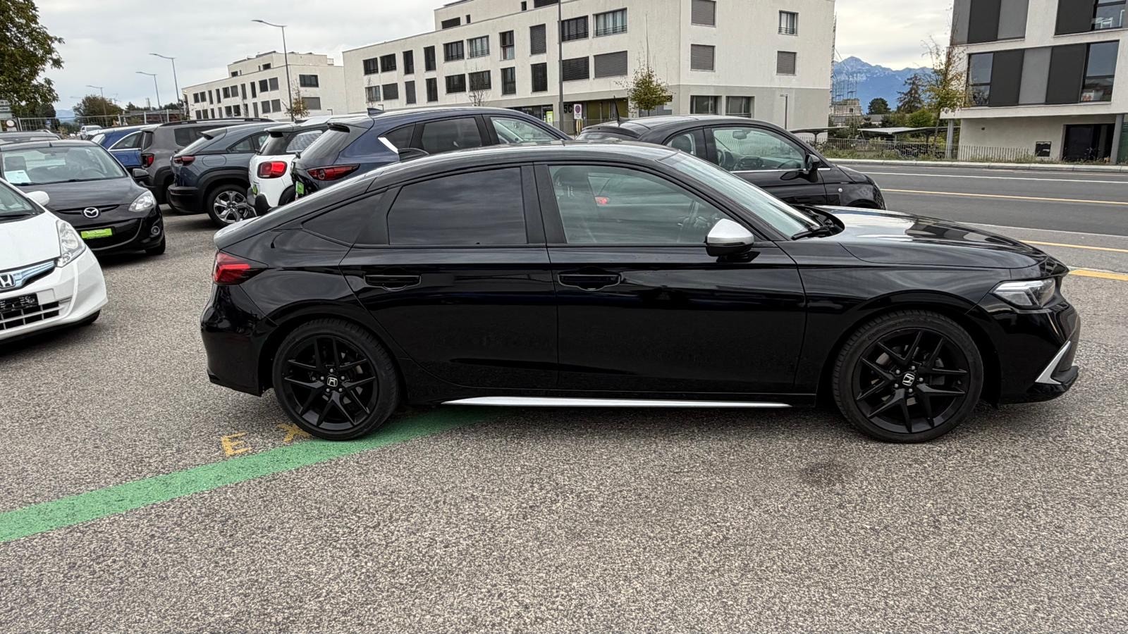HONDA Civic 2.0 i-MMD HEV Sport - 184 CV - Totalement Hybride - Rabais 90% sur la Taxe des plaques annuel !-image-9