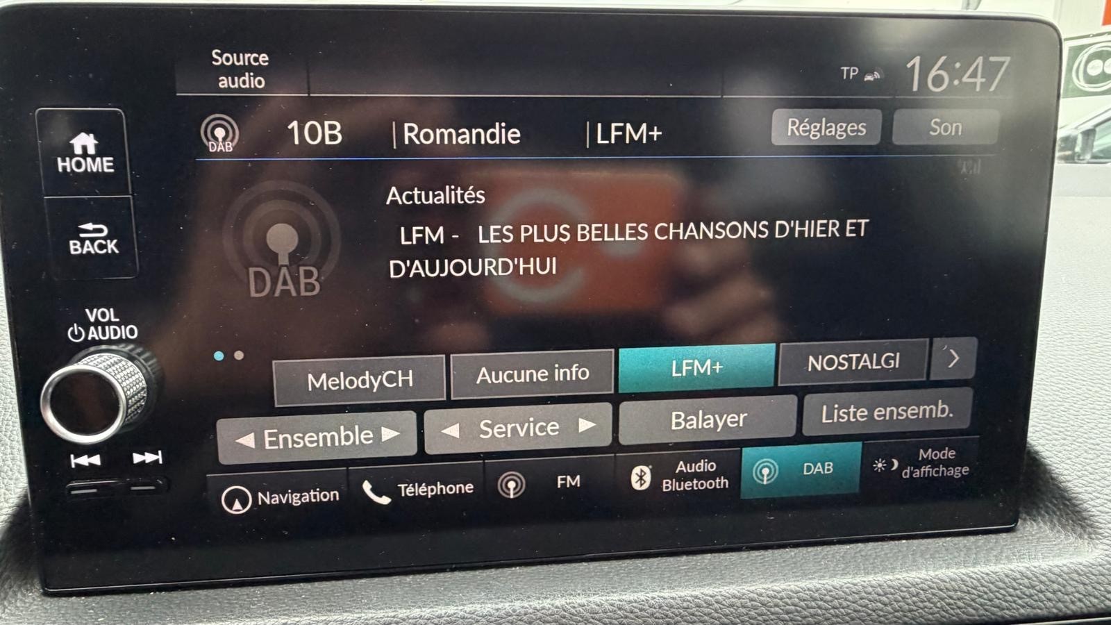 HONDA Civic 2.0 i-MMD HEV Sport - 184 CV - Totalement Hybride - Rabais 90% sur la Taxe des plaques annuel !-image-23