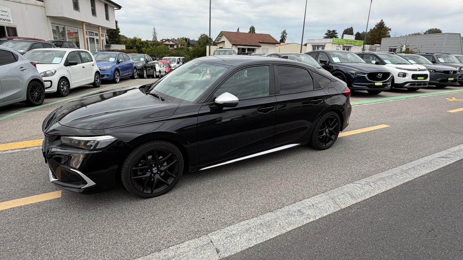 HONDA Civic 2.0 i-MMD HEV Sport - 184 CV - Totalement Hybride - Rabais 90% sur la Taxe des plaques annuel !-image-16