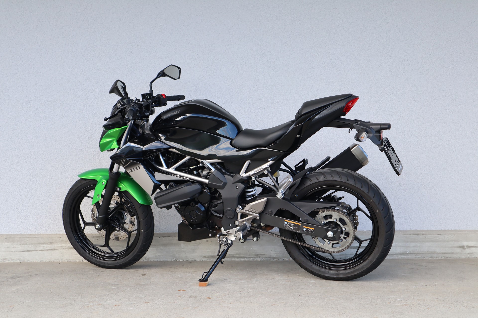 KAWASAKI Z 125-image-5