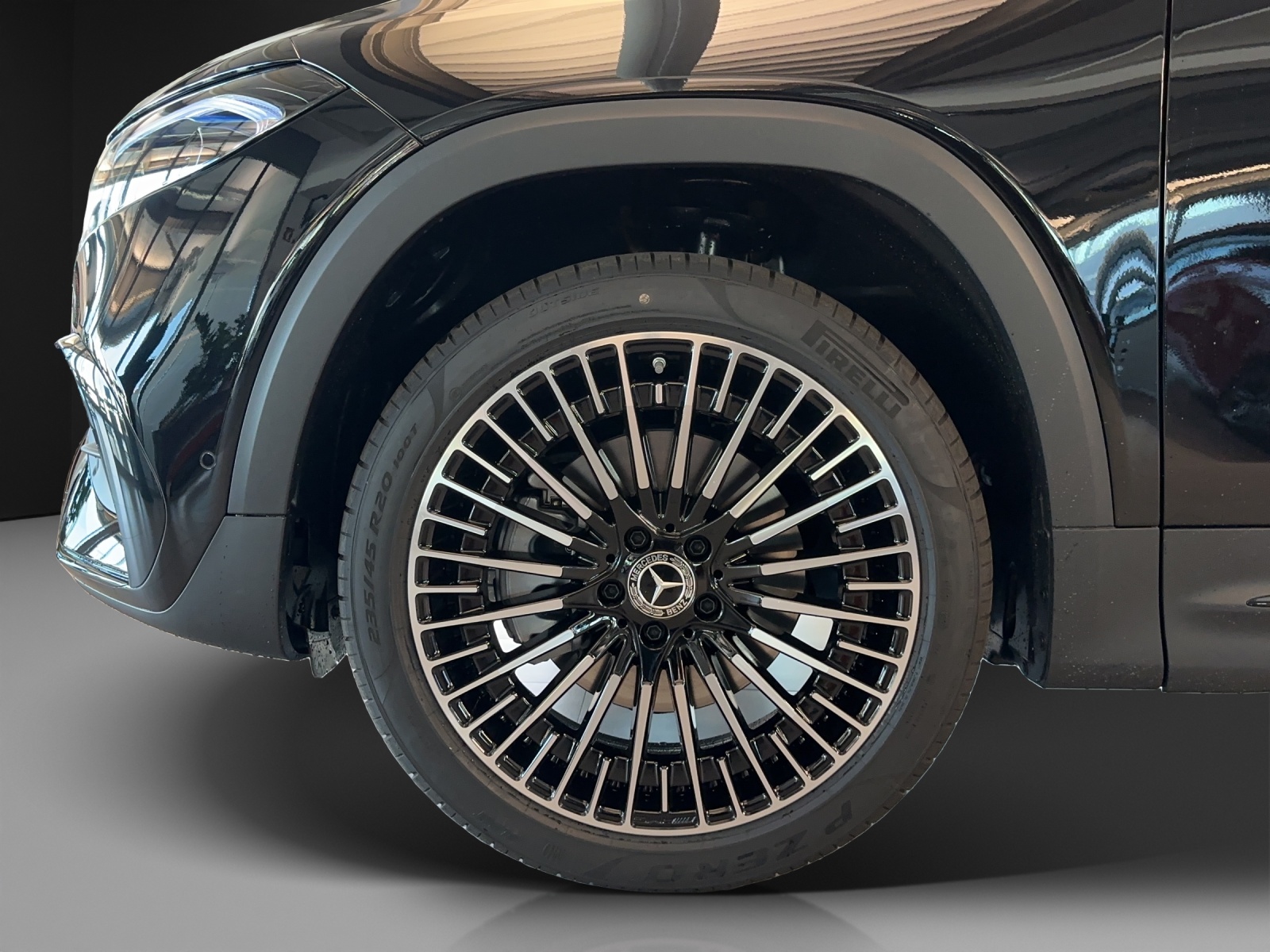 MERCEDES-BENZ EQB 350 4M Swiss Star AMG-image-7