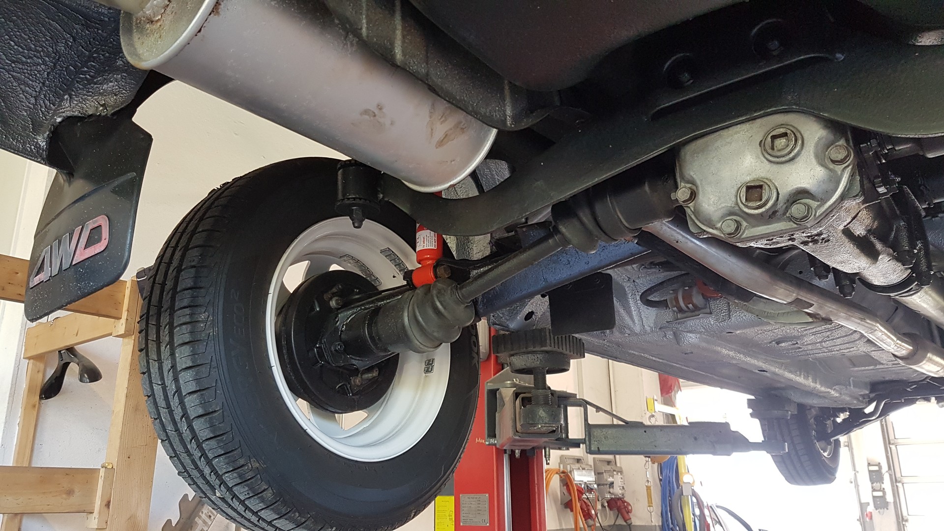SUBARU 1.8 GLF 4WD Super Station-image-15