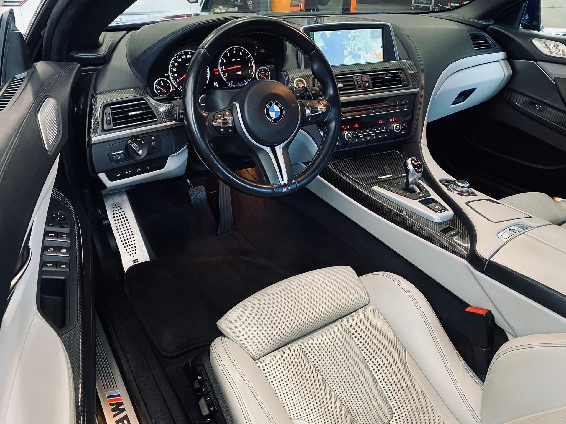BMW M6 Cabrio Drivelogic ***Massagesitz,Sitzlüftung u.v.m***VOLLAUSTATTUNG***-image-8