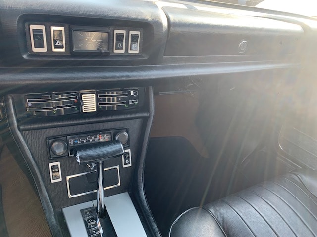PEUGEOT 504 Coupé automatique-image-7