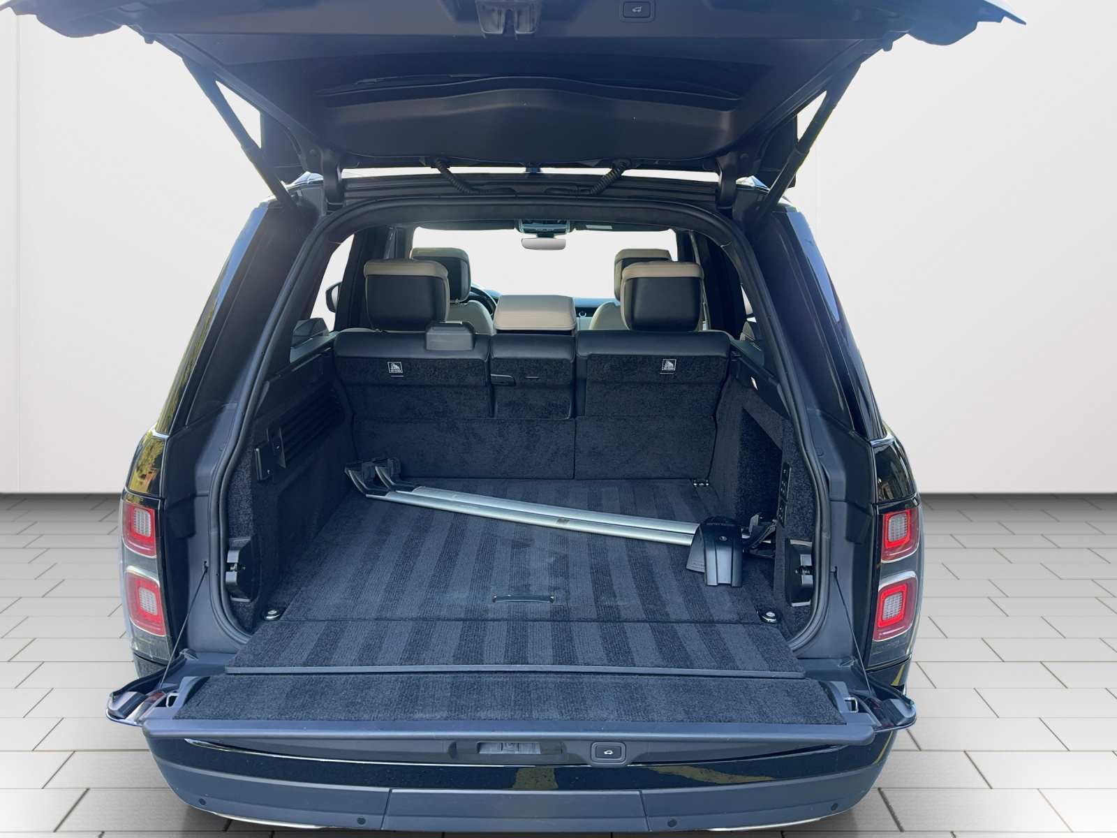LAND ROVER Range Rover 5.0 V8 S/C AB Automatic-image-4