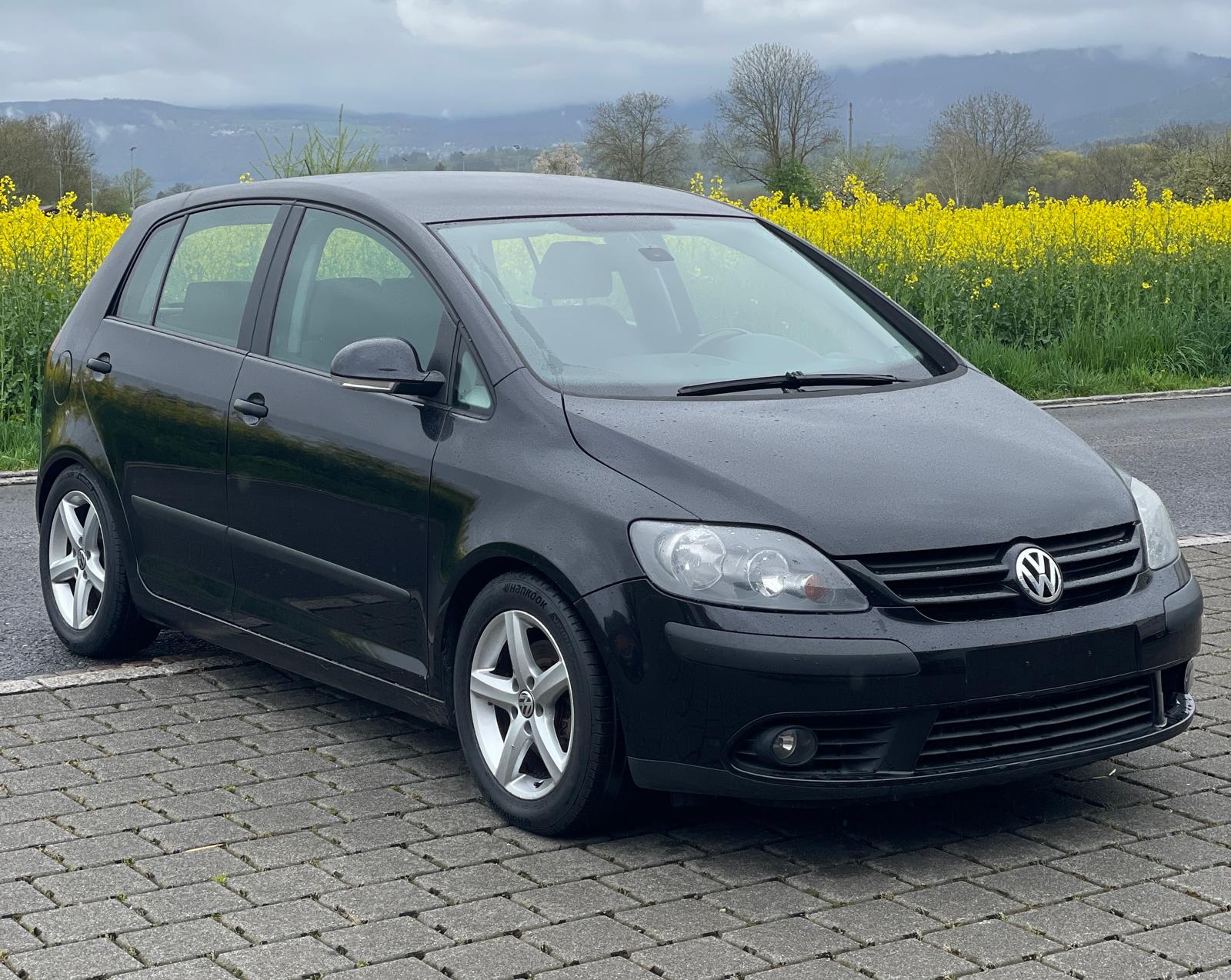 VW Golf Plus 2.0 FSI Comfortline-image-1