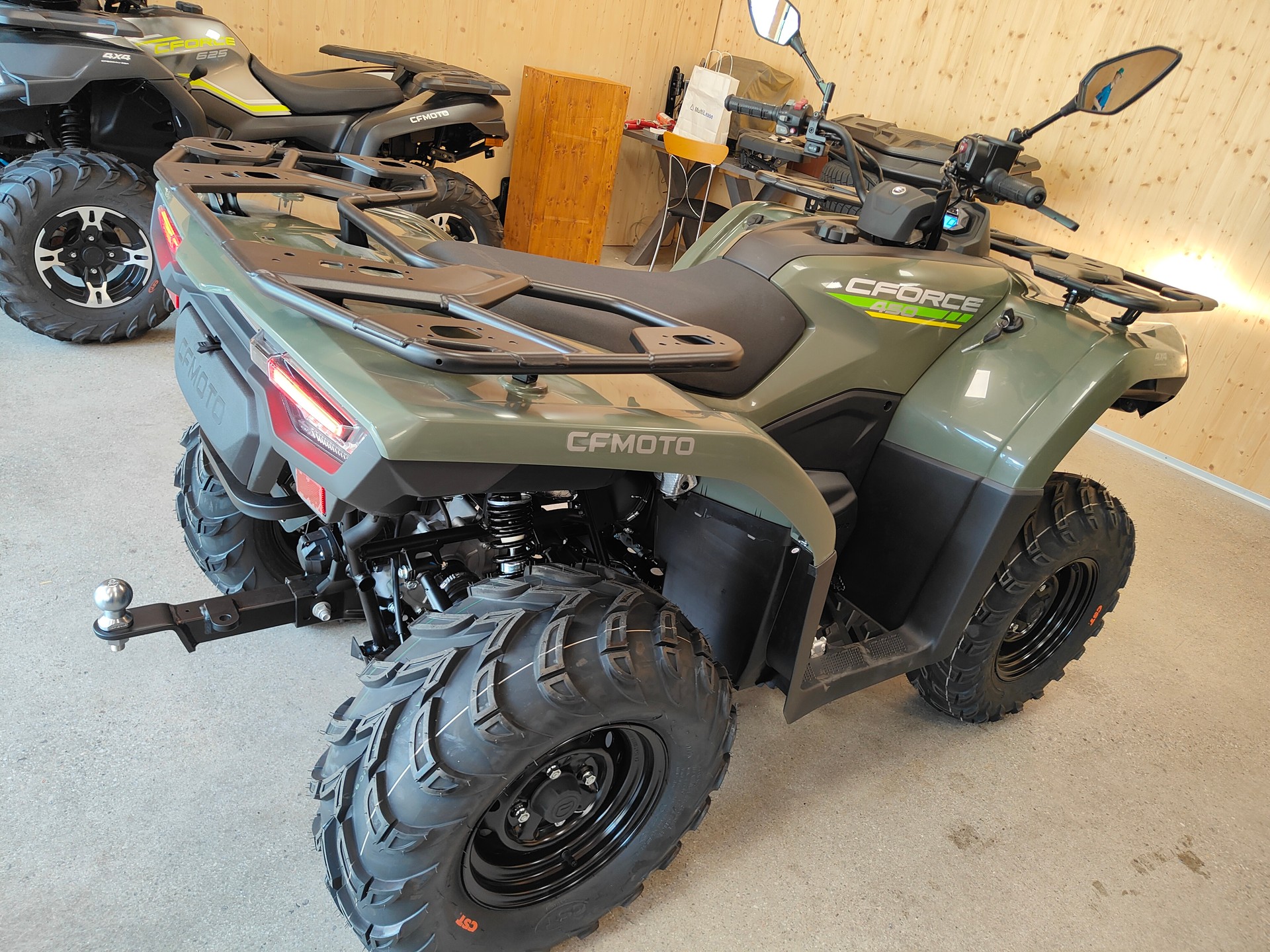 CF MOTO CFORCE 450 40Km/h-image-1