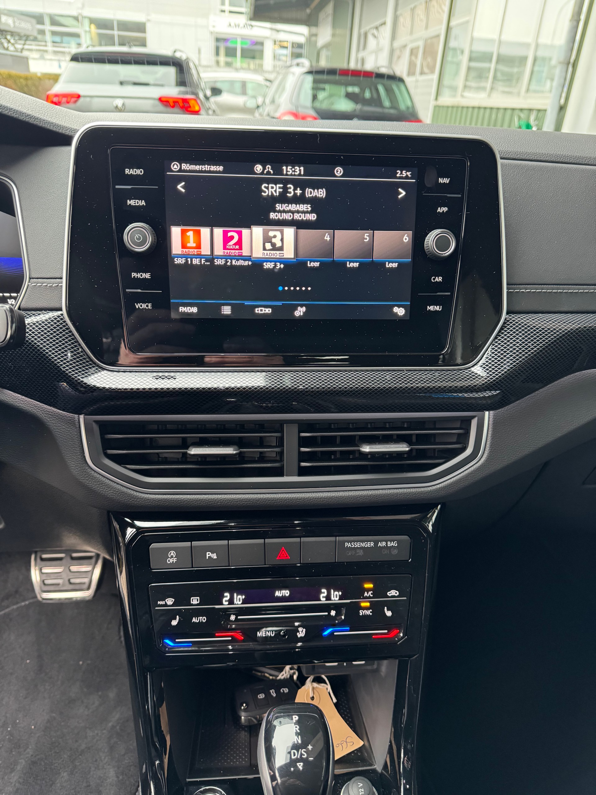 VW T-Cross 1.5 TSI EVO ACT R-Line DSG 150 PS mit Anhängerkupplung 32 % Rabatt !-image-5