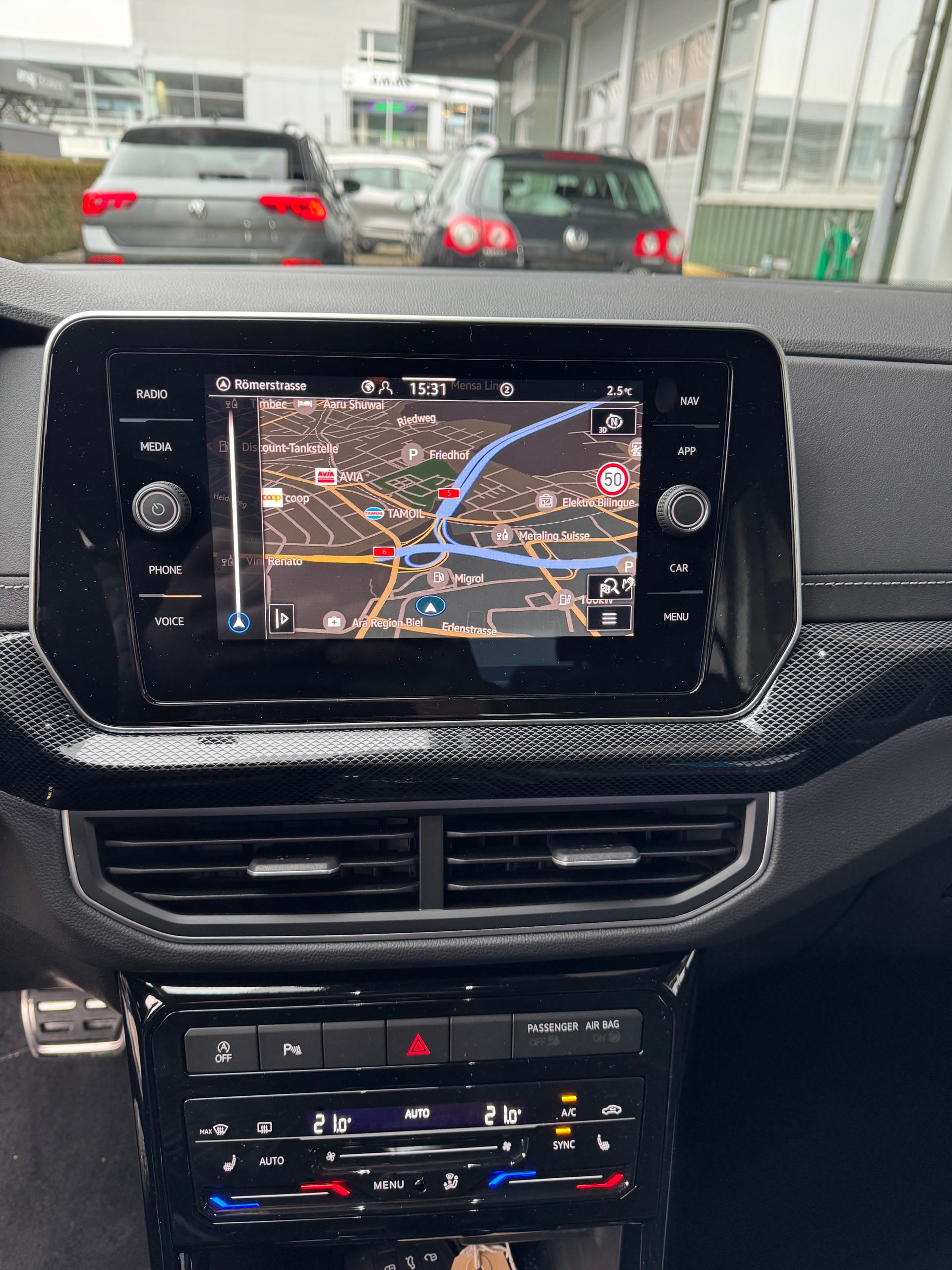 VW T-Cross 1.5 TSI EVO ACT R-Line DSG 150 PS mit Anhängerkupplung 32 % Rabatt !-image-7