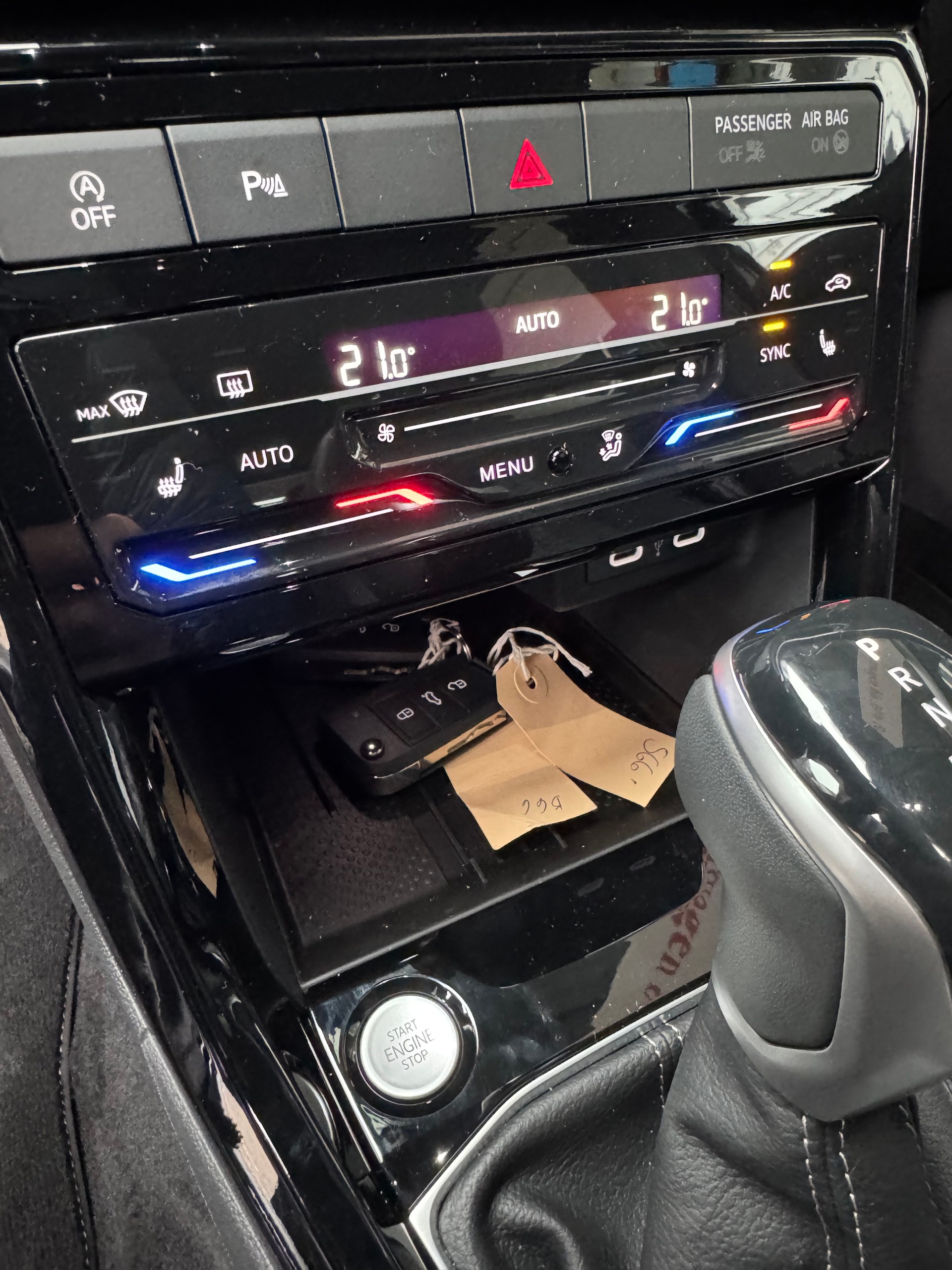 VW T-Cross 1.5 TSI EVO ACT R-Line DSG 150 PS mit Anhängerkupplung 32 % Rabatt !-image-8