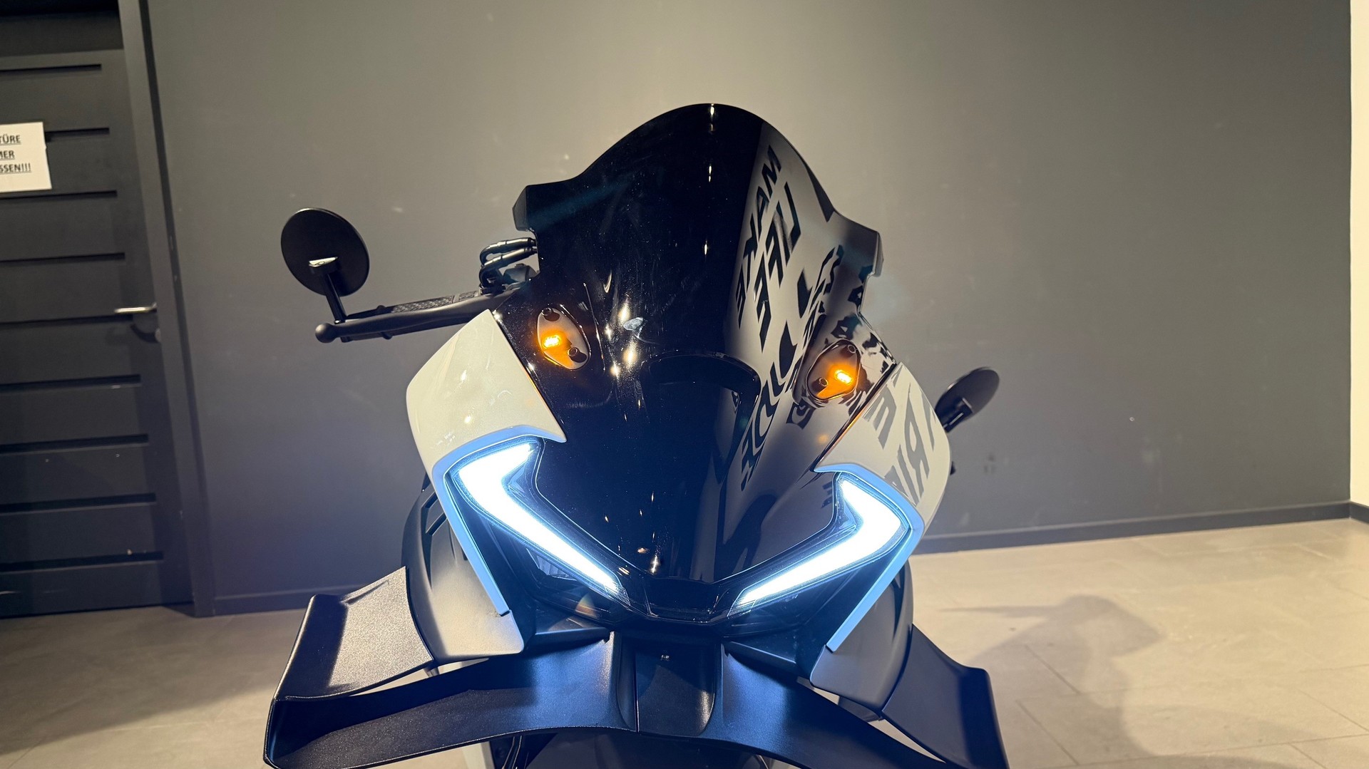 CF MOTO 675 SR-R-image-6